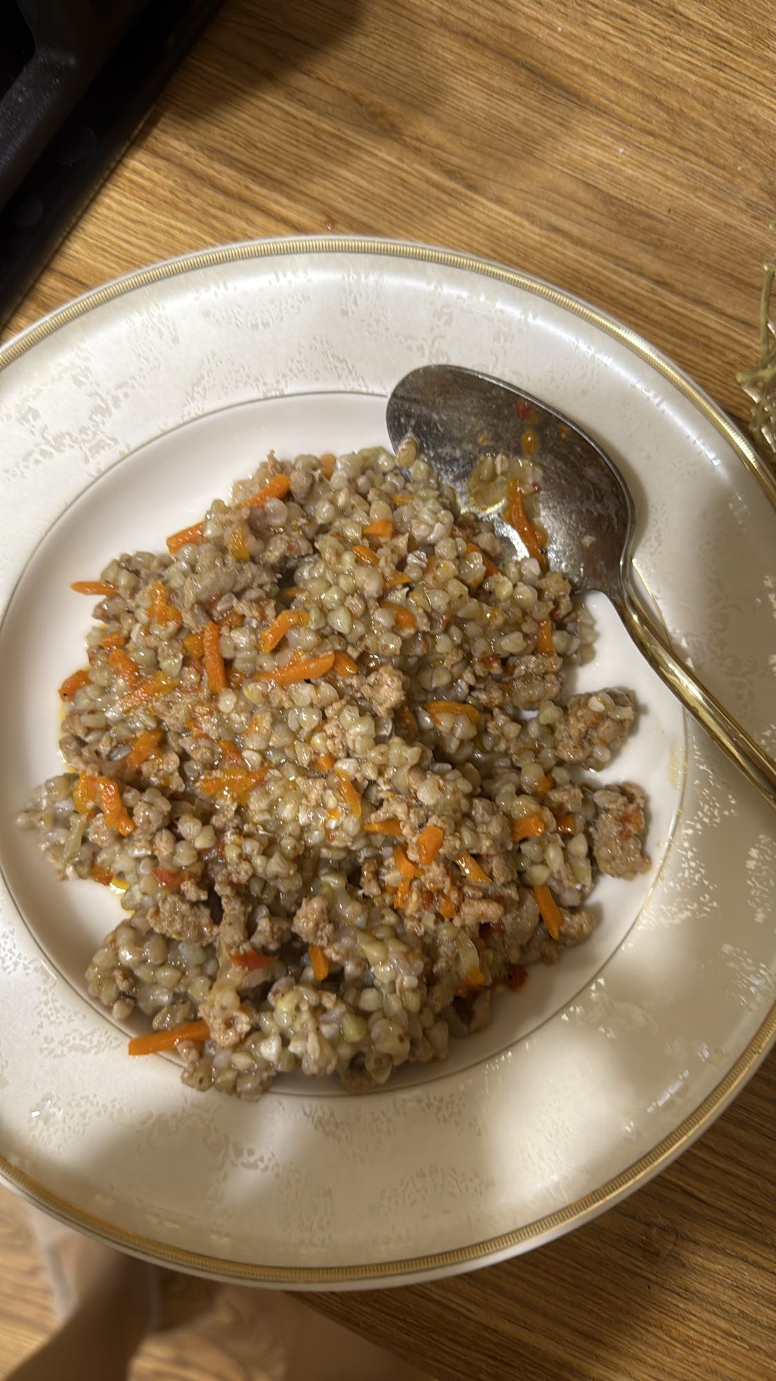 Гречка с фаршем и овощами