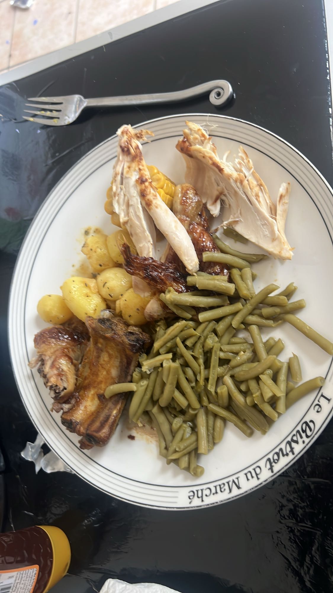 Poulet, haricots verts, pommes de terre