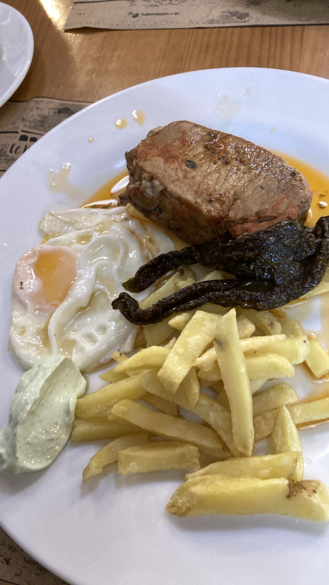 Biff med pommes och ägg