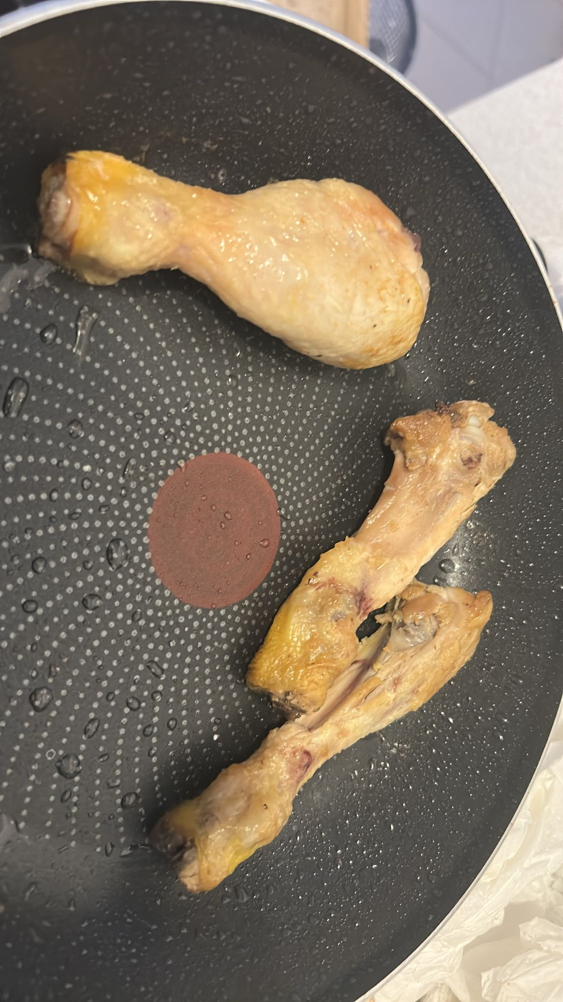 Pilons de poulet poêlés