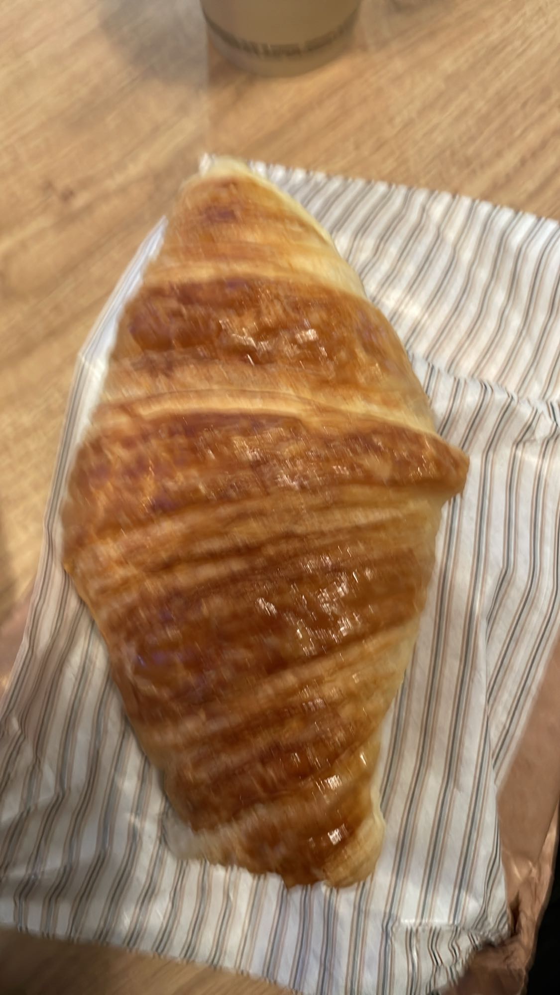 Croissant au beurre