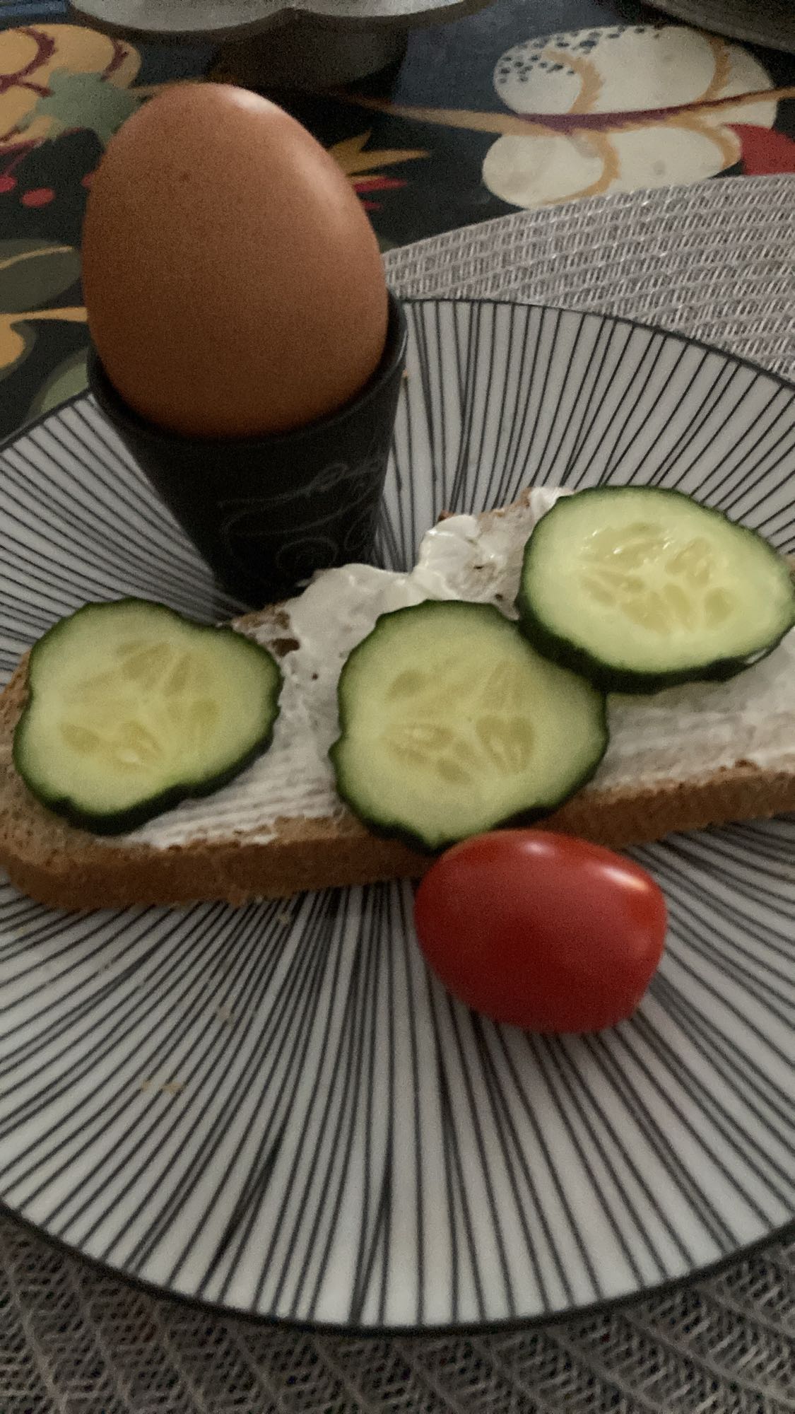 Frukostmacka med ägg