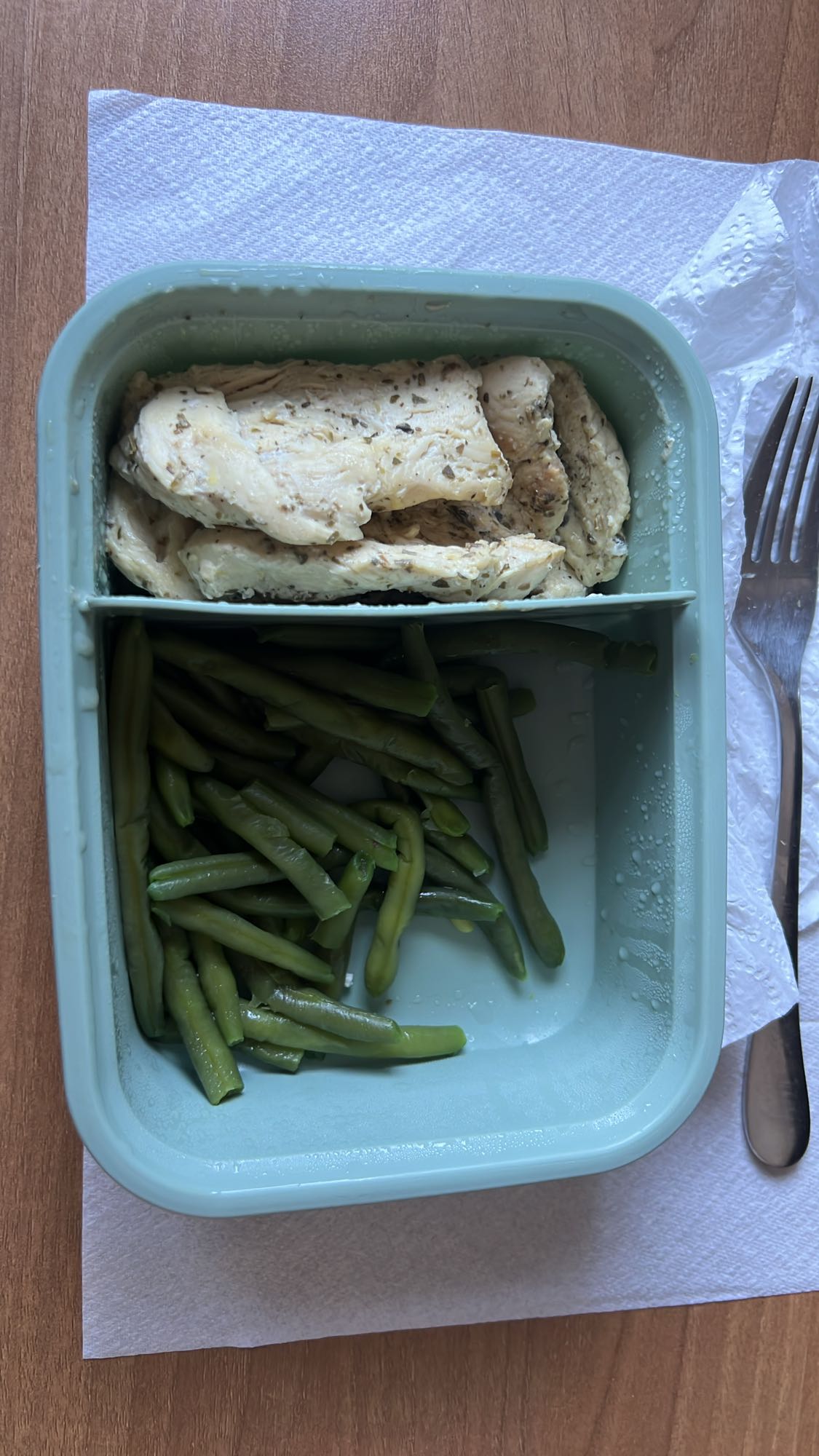 Tavuk ve yeşil fasulye