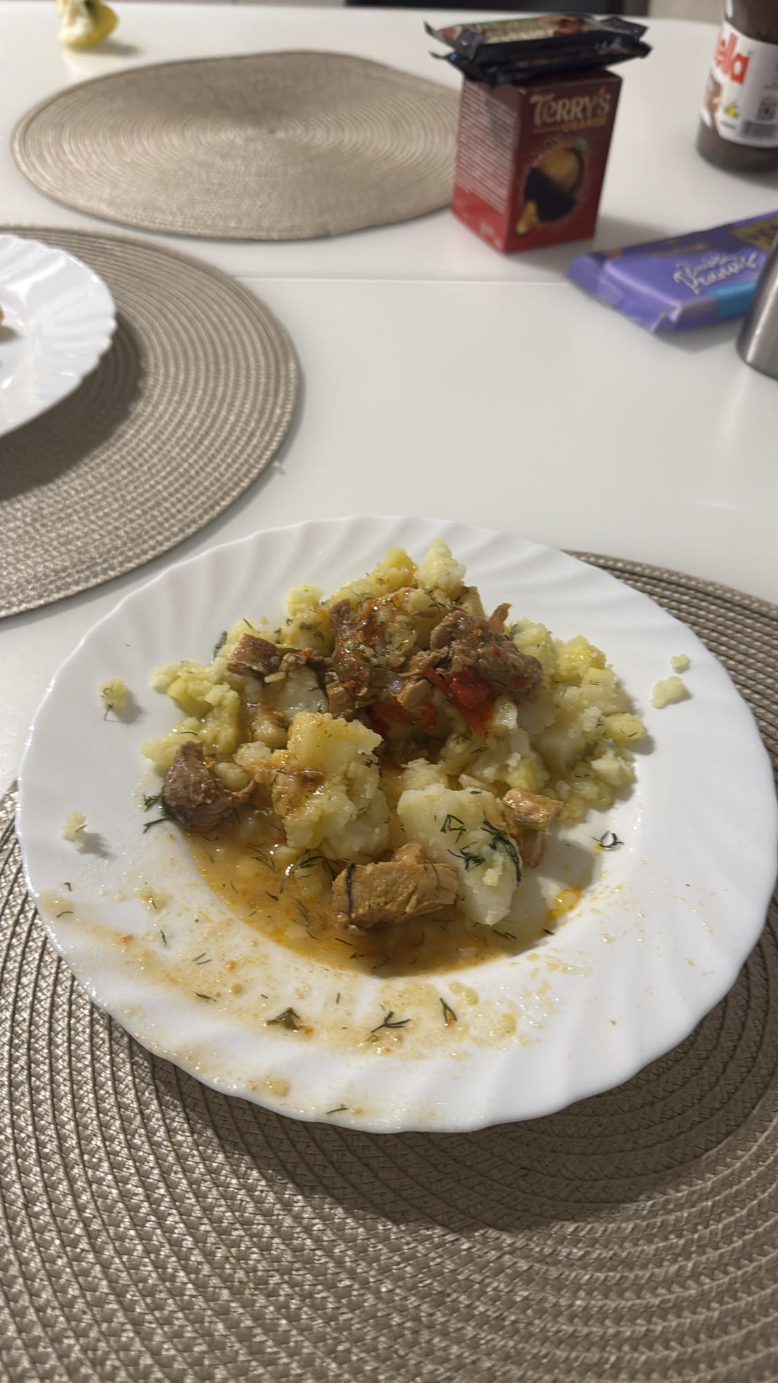 Тушковане м'ясо з пюре