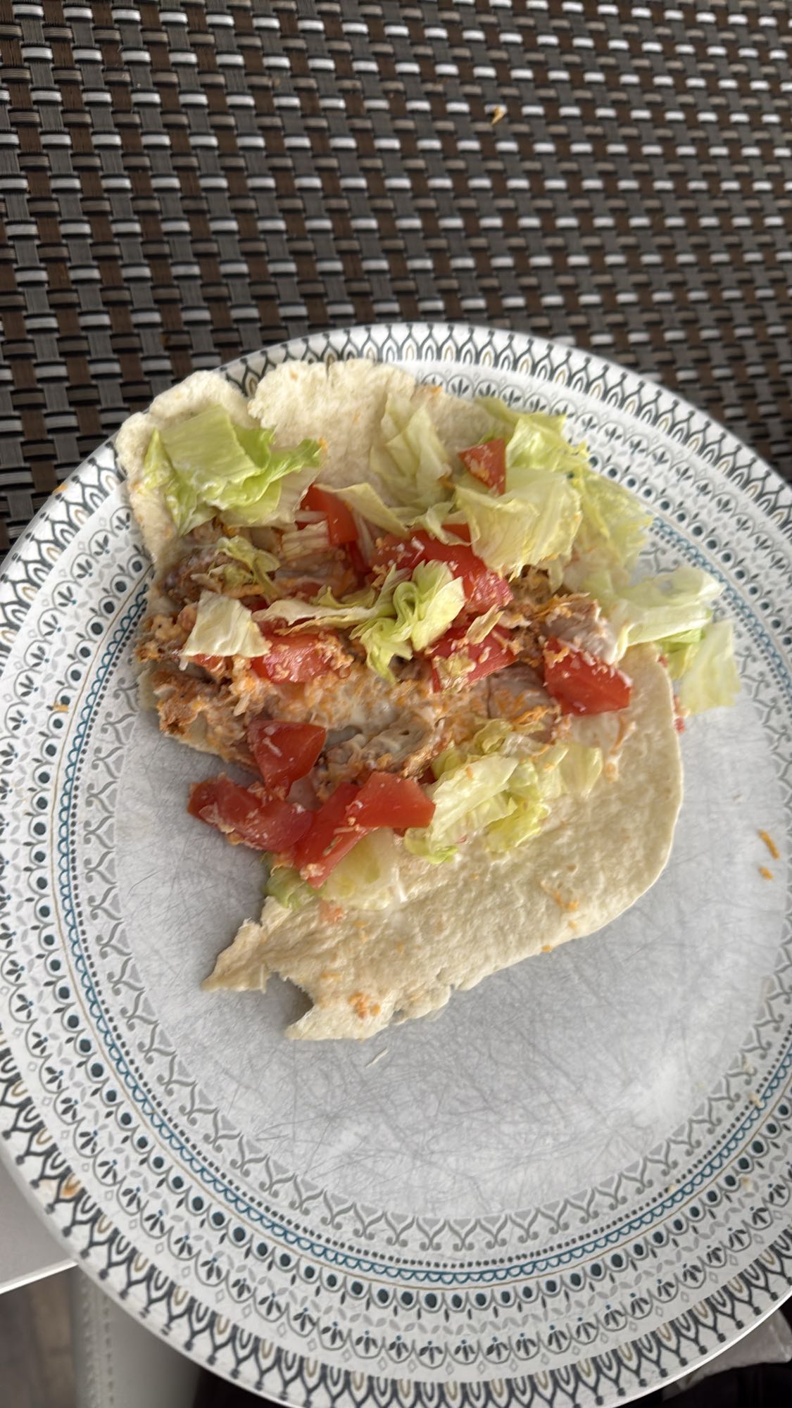 Tortilla au poulet et légumes