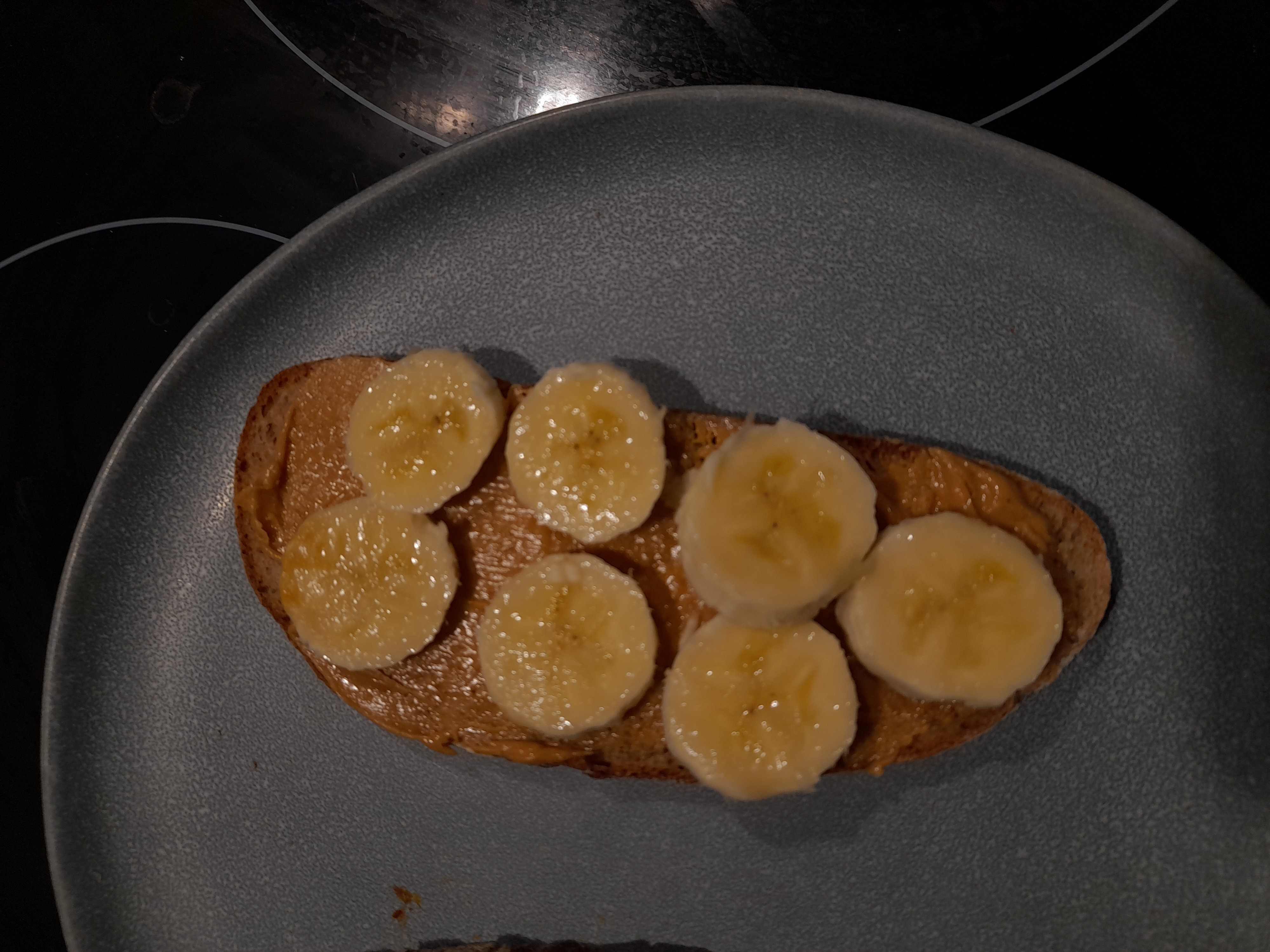 Toast beurre de cacahuète banane