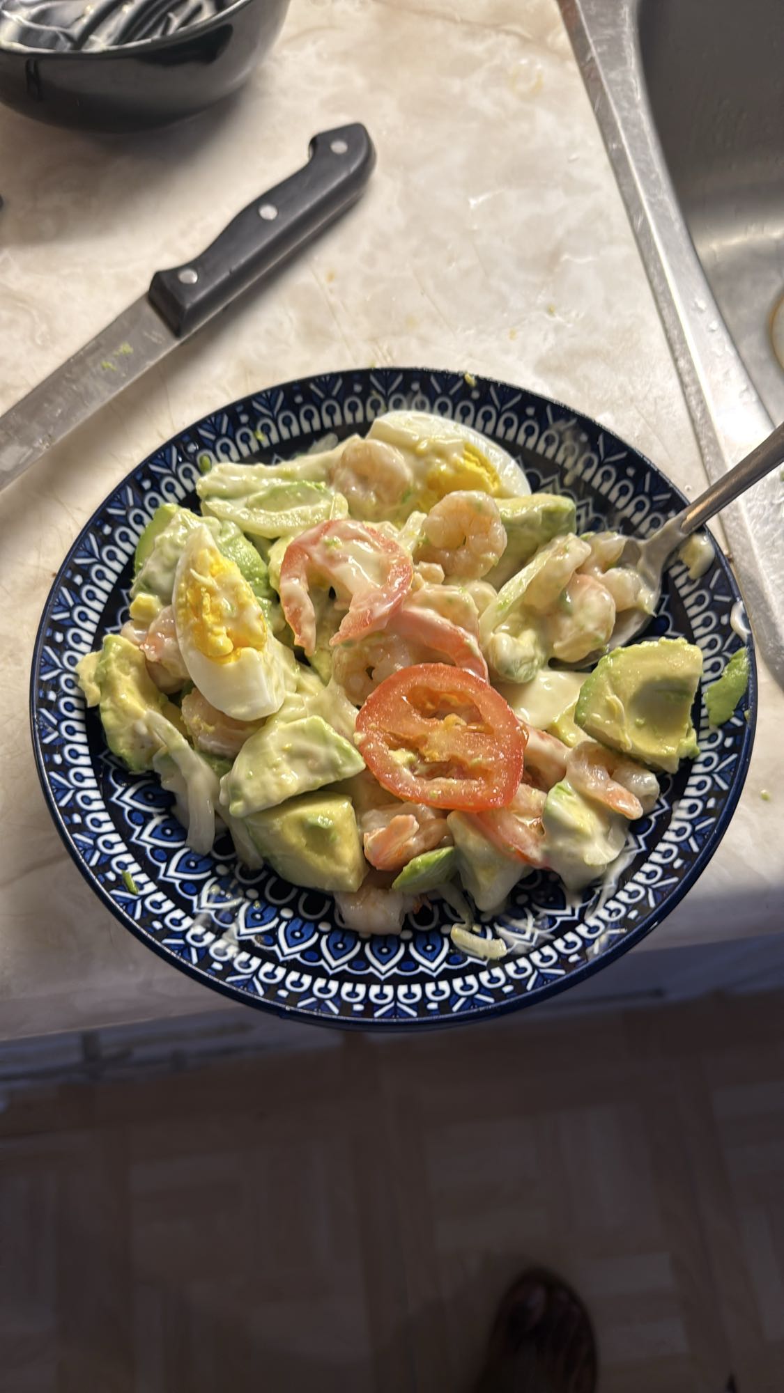 Salade crevettes avocat œuf