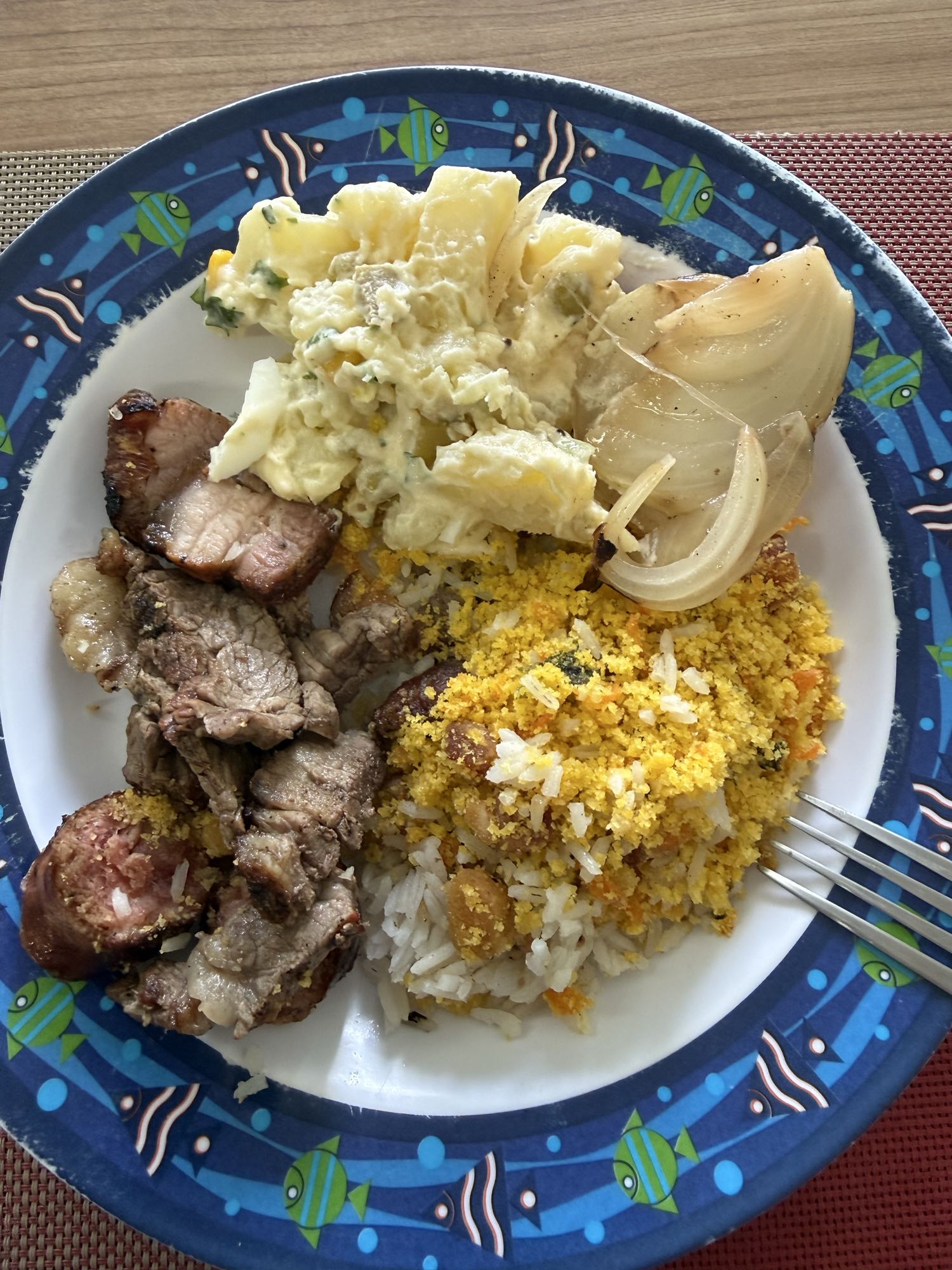 Churrasco com acompanhamentos