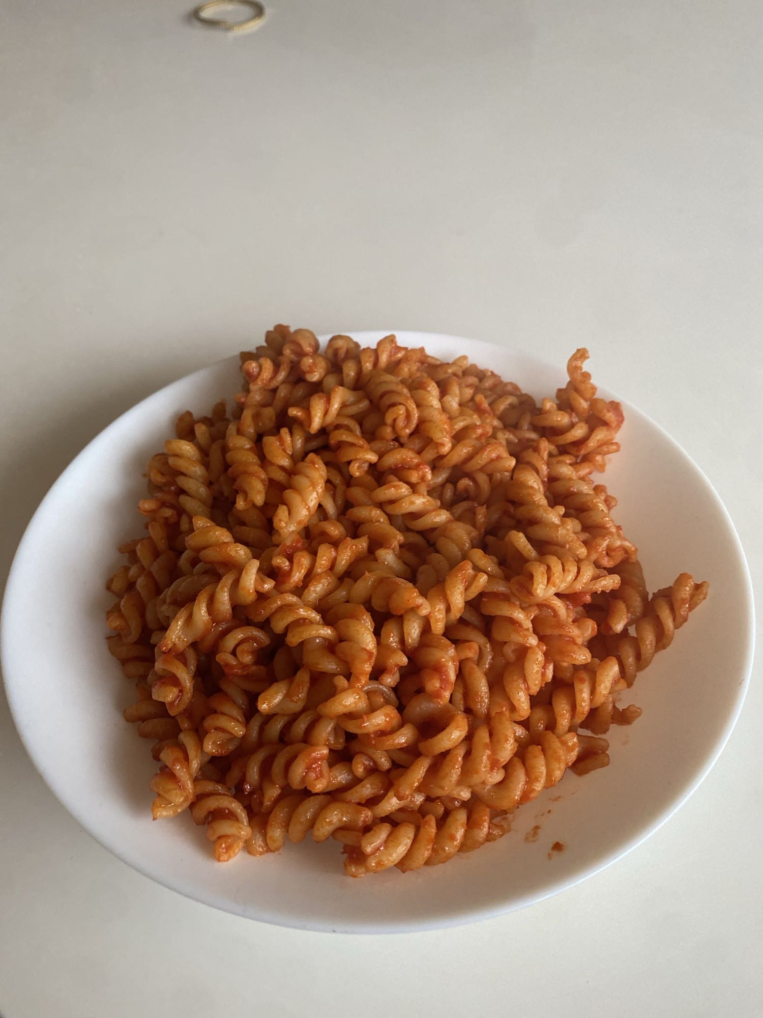 Fusilli met tomatensaus