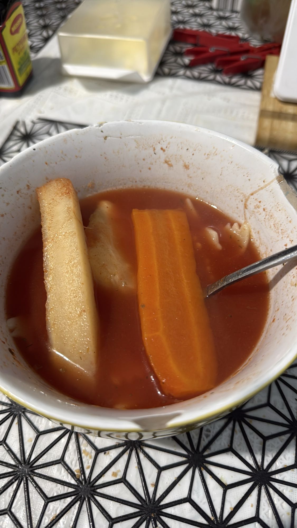 zupa pomidorowa z warzywami