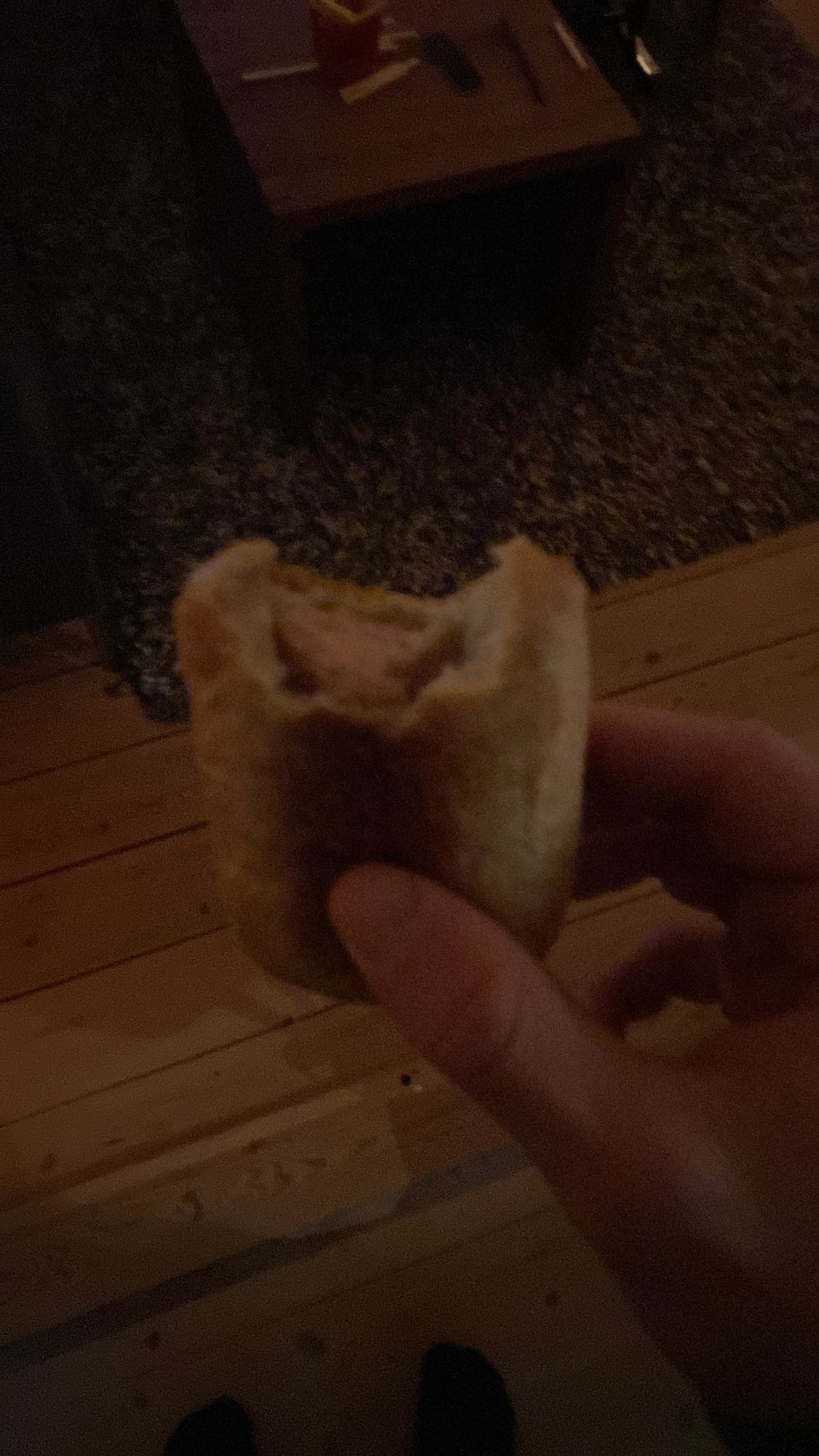 Pølsebrød med pølse