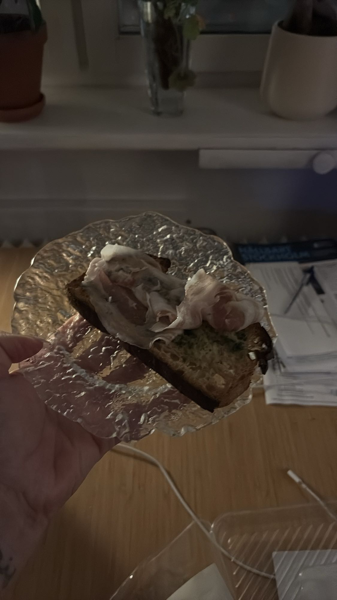 Toast med skinka och smör