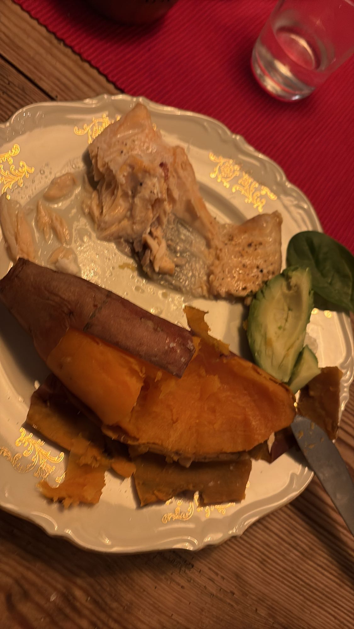 Lax med sötpotatis och avokado