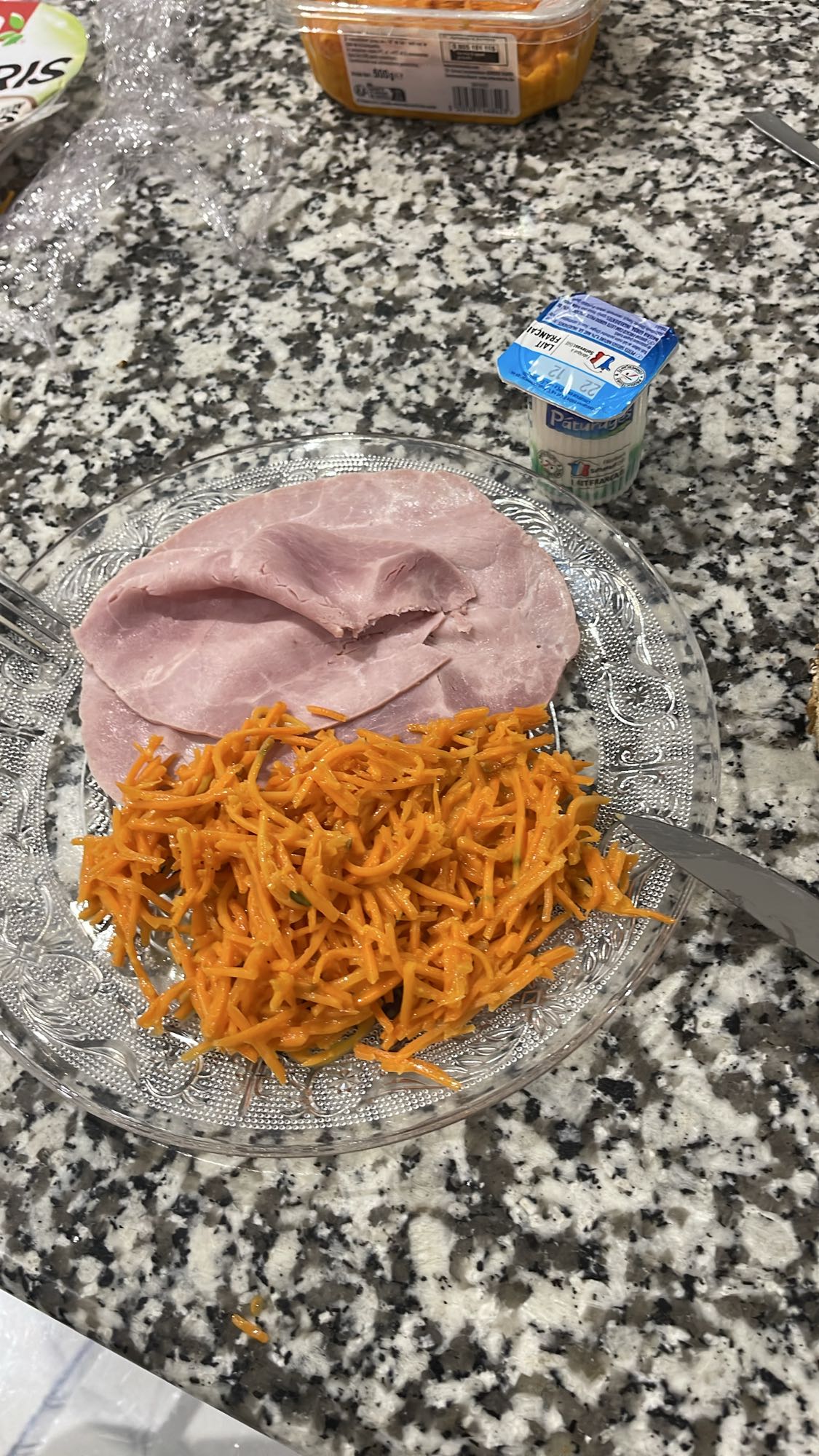 Carottes râpées et jambon