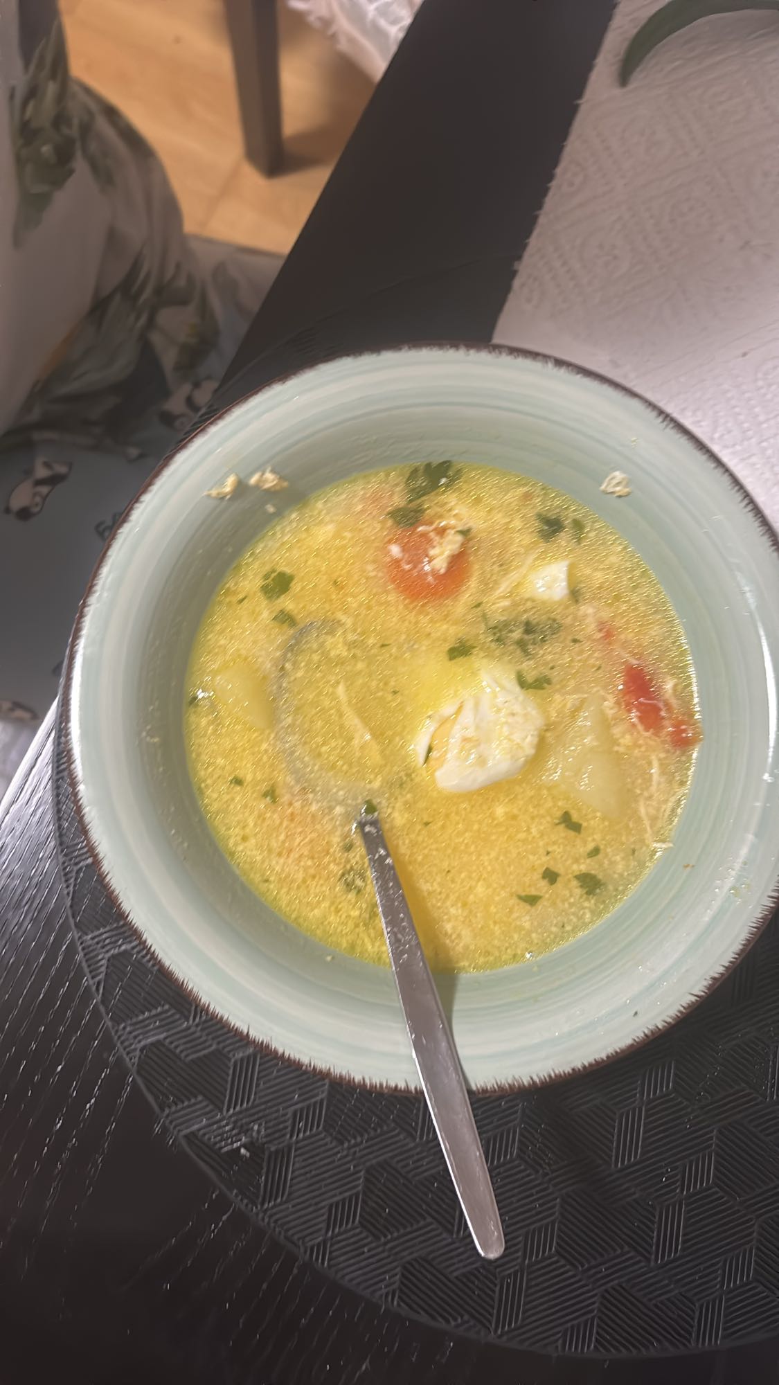 Suppe mit Huhn und Gemüse