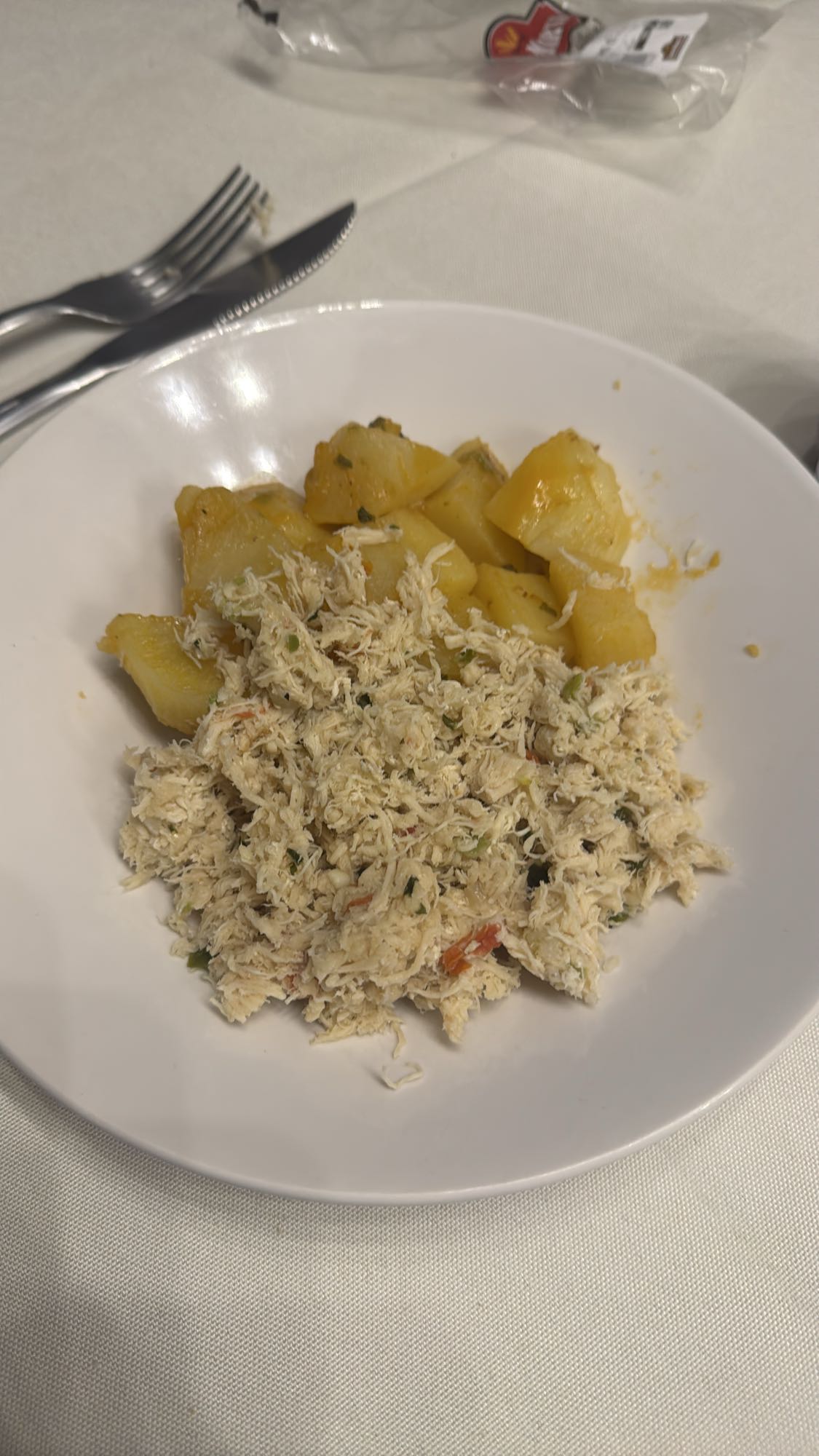 Frango desfiado com batata