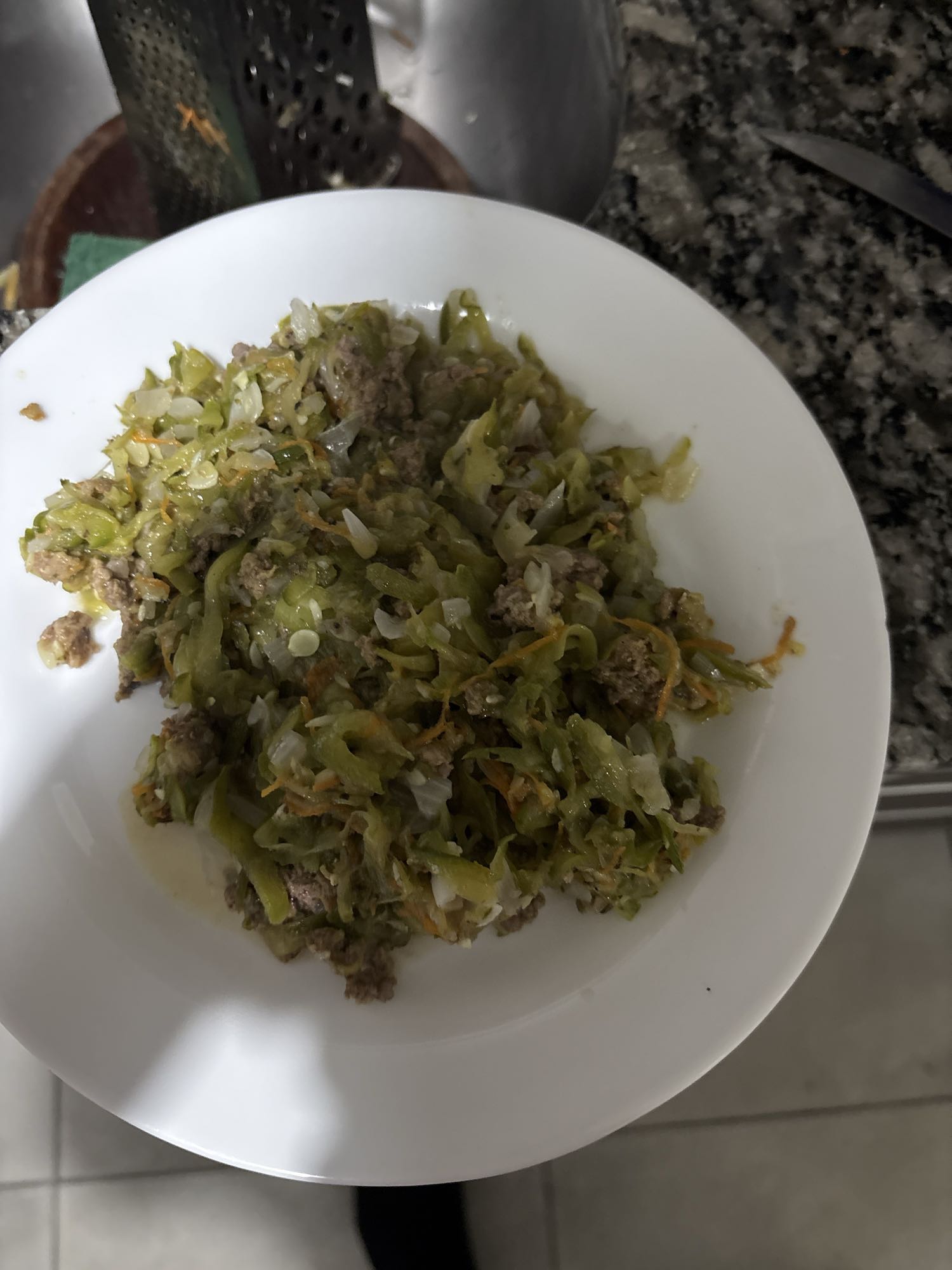 Salteado de carne y verduras