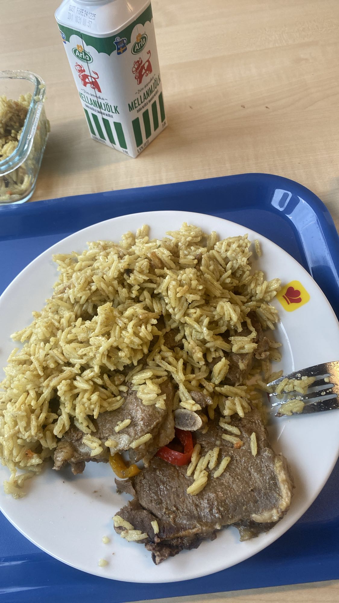 Ris med kött och mjölk