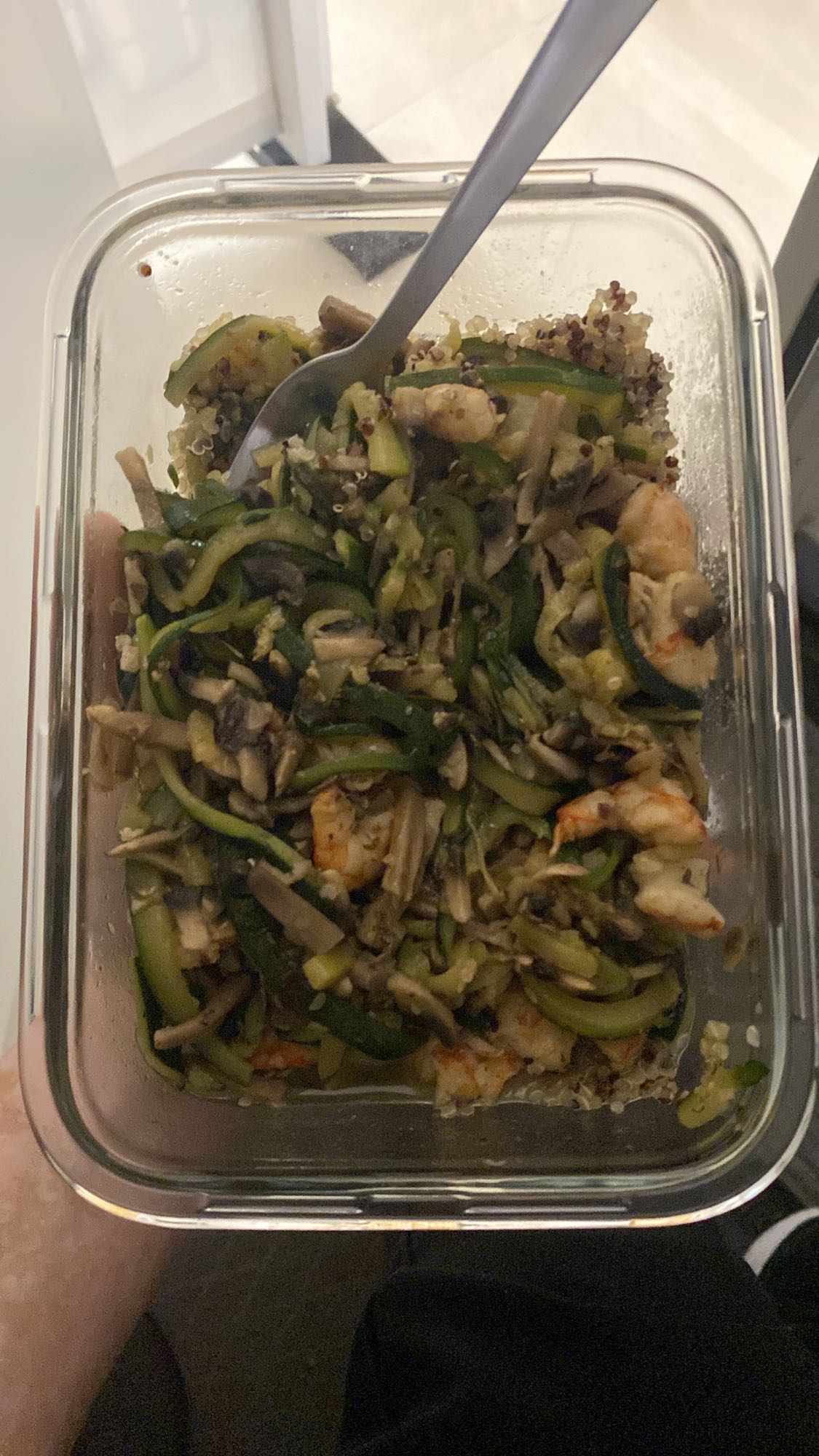 Salteado de camarones