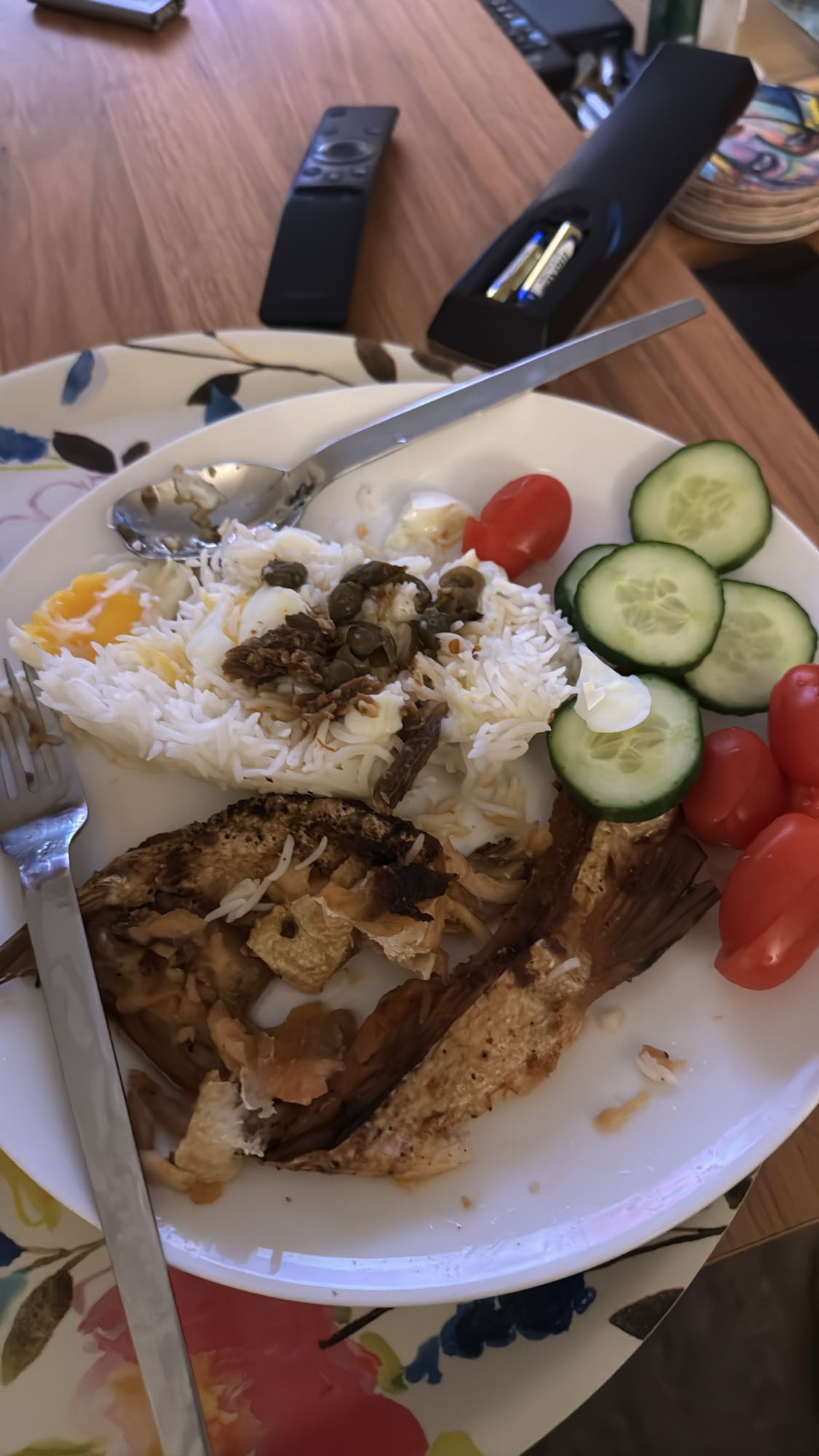 Fisk, ris och grönsaker