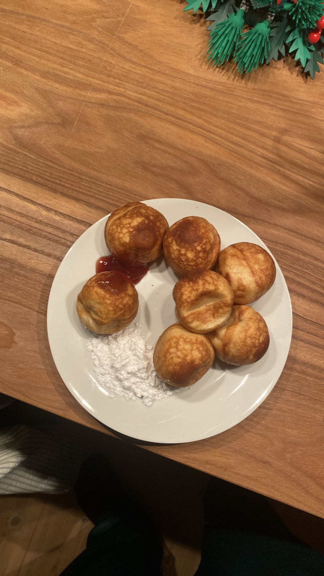 Æbleskiver med sukker