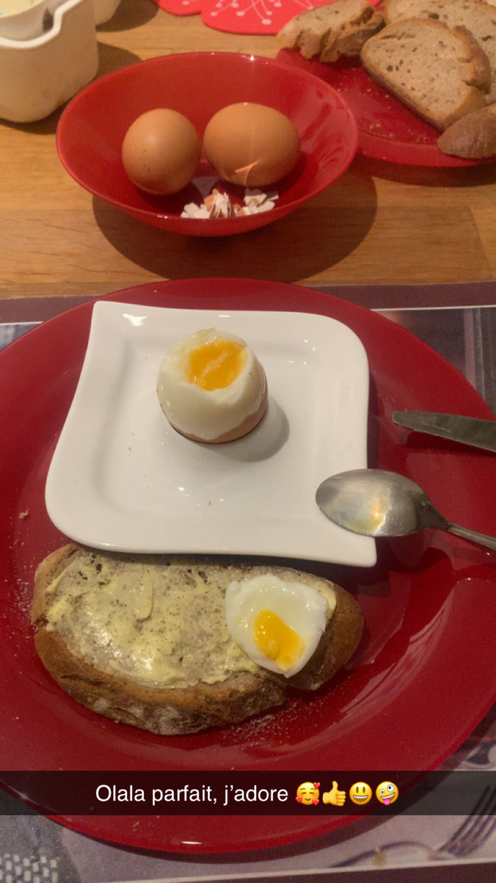 Oeufs à la coque et tartine