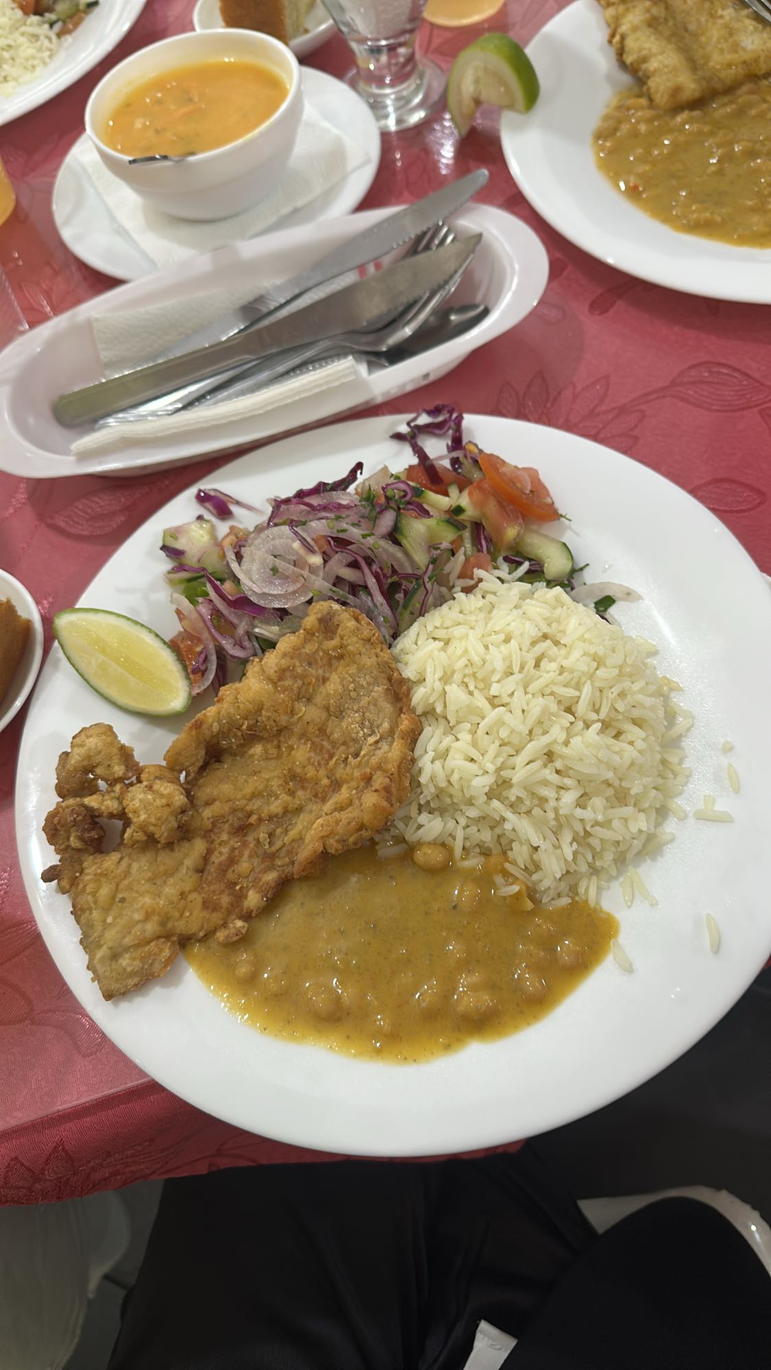 Arroz con pollo frito