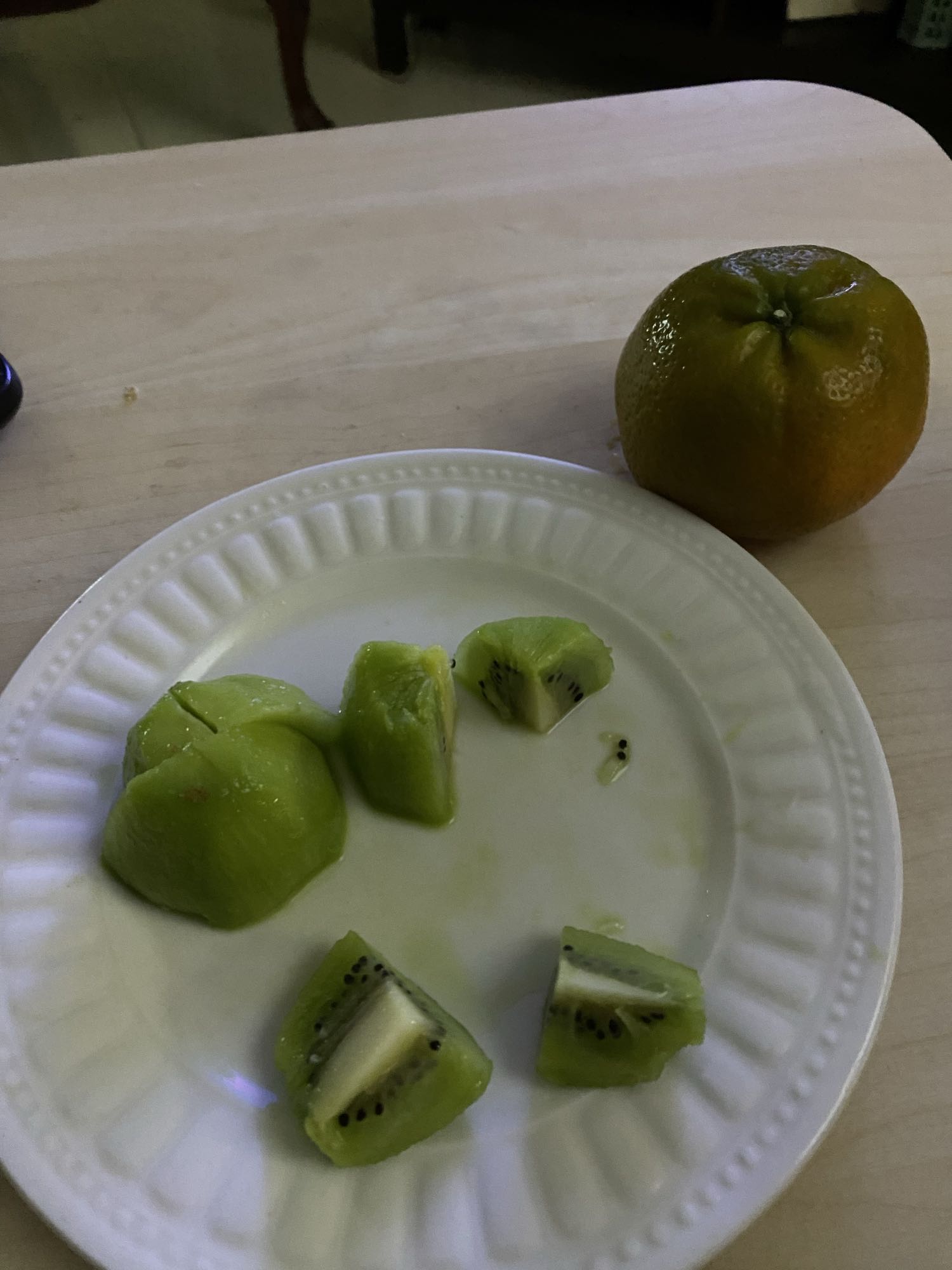 Fruta fresca en plato