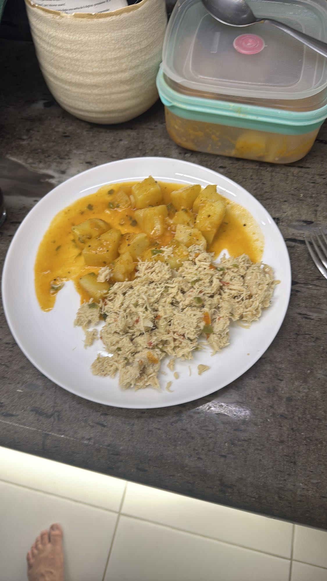 Frango desfiado com batata