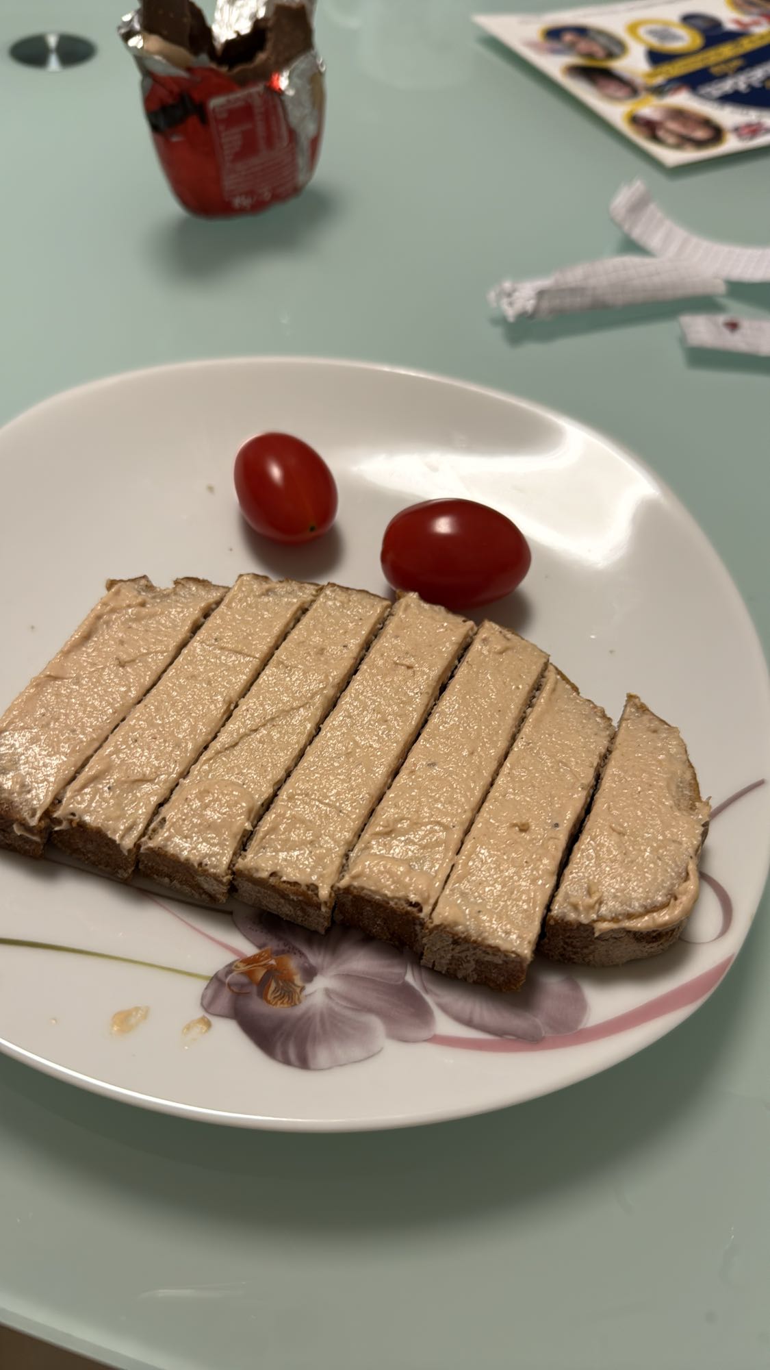 Brot mit Aufstrich