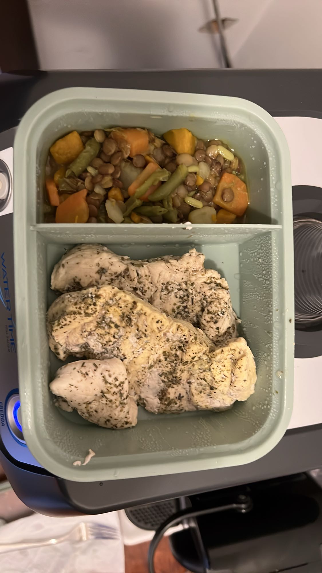 Tavuk ve sebze karışımı