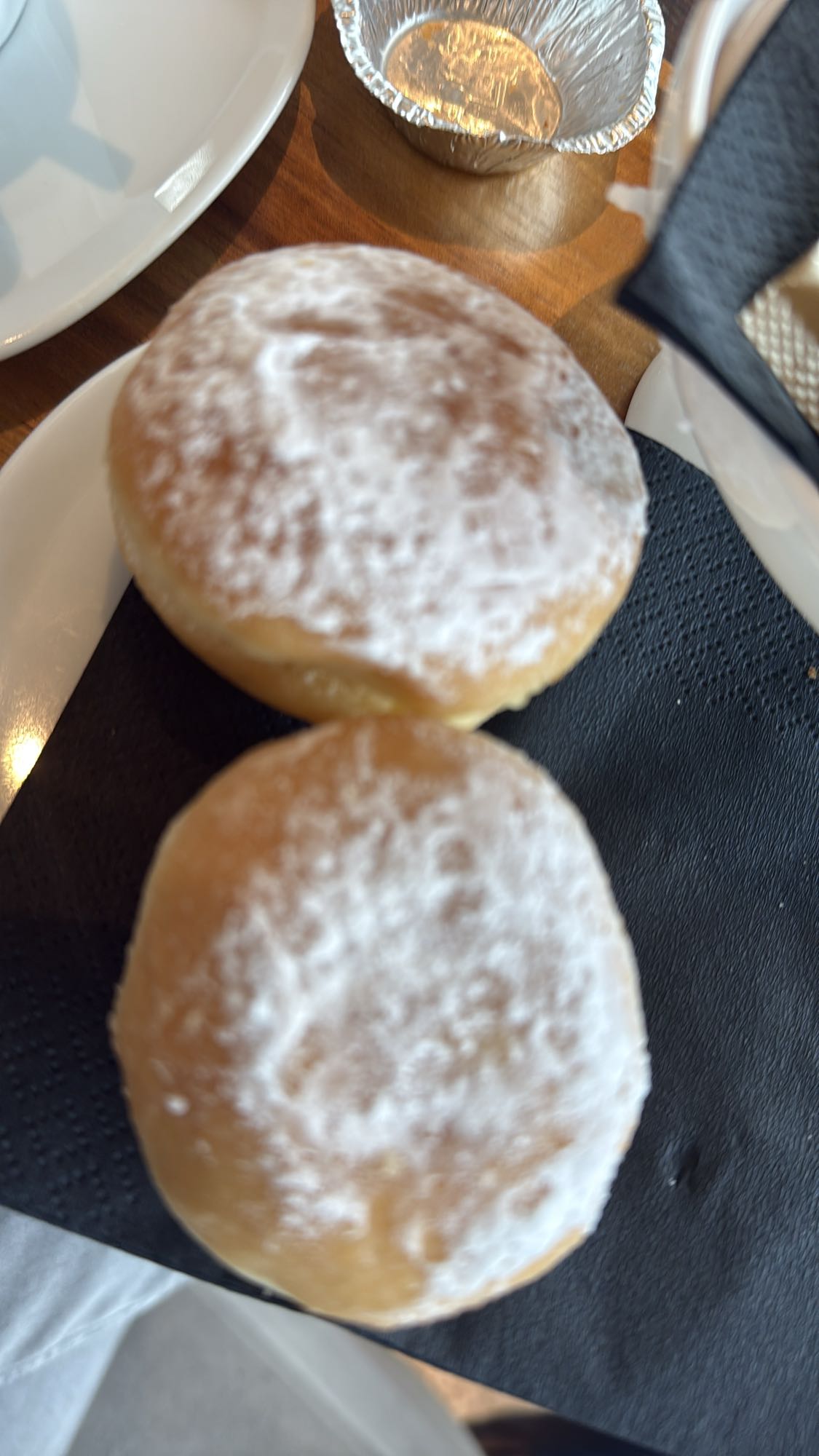 Twee Berliner bollen