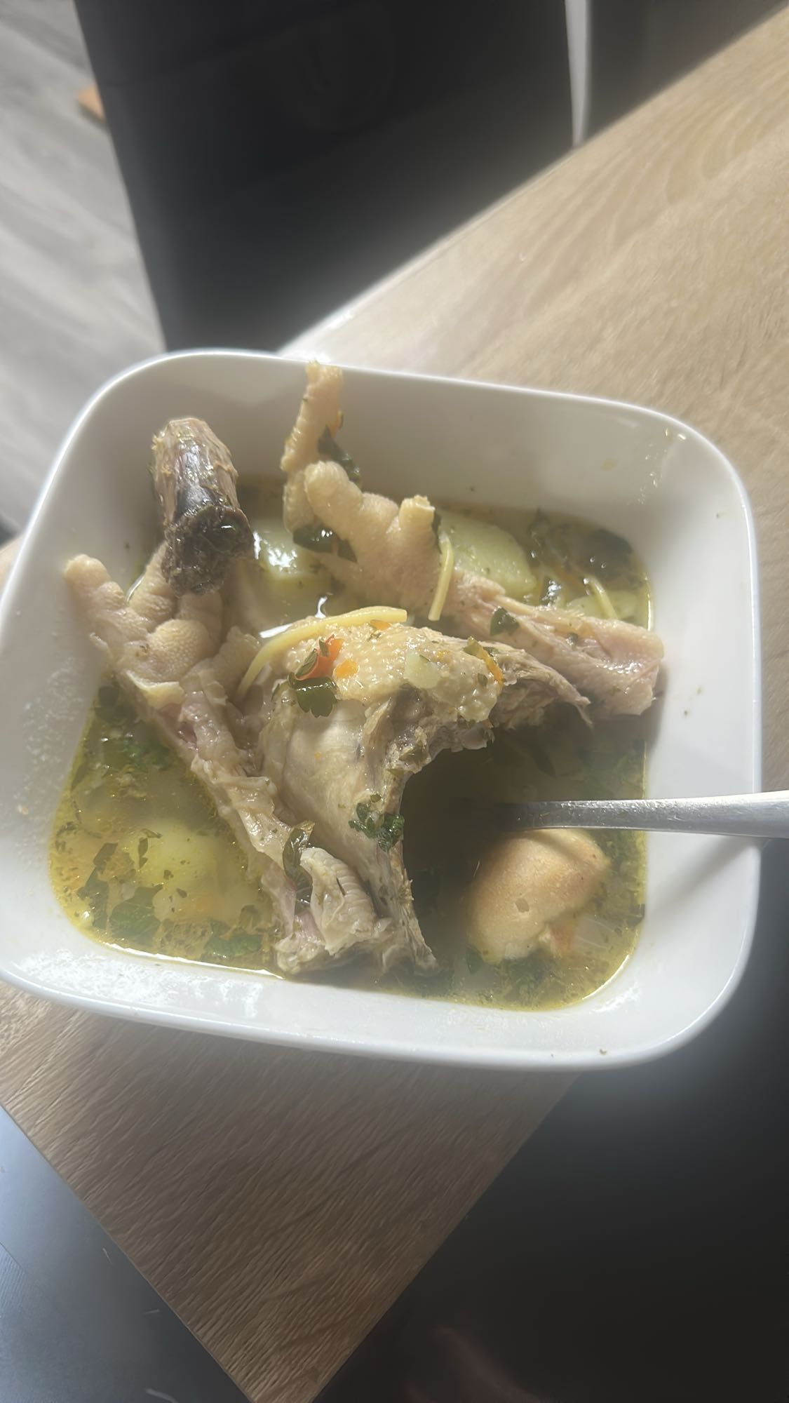 Supă de pui cu gheare