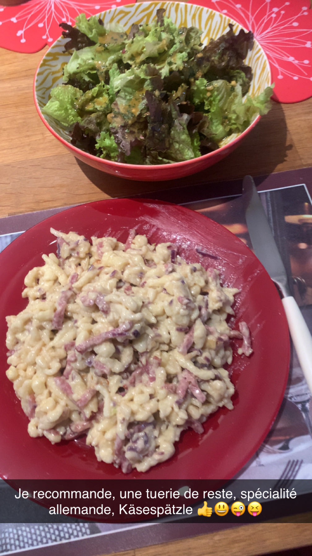 Käsespätzle et salade
