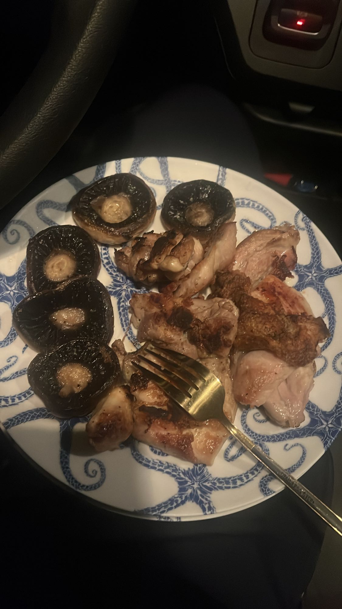 Pui cu ciuperci la grătar