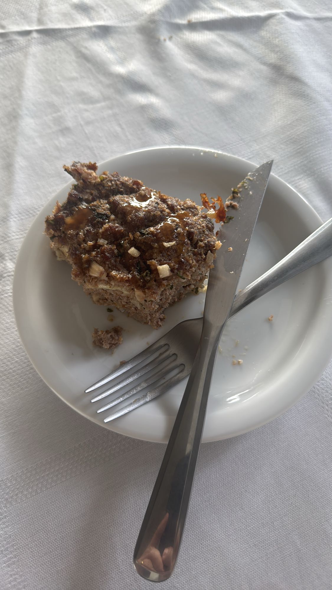 Pedaço de bolo de carne