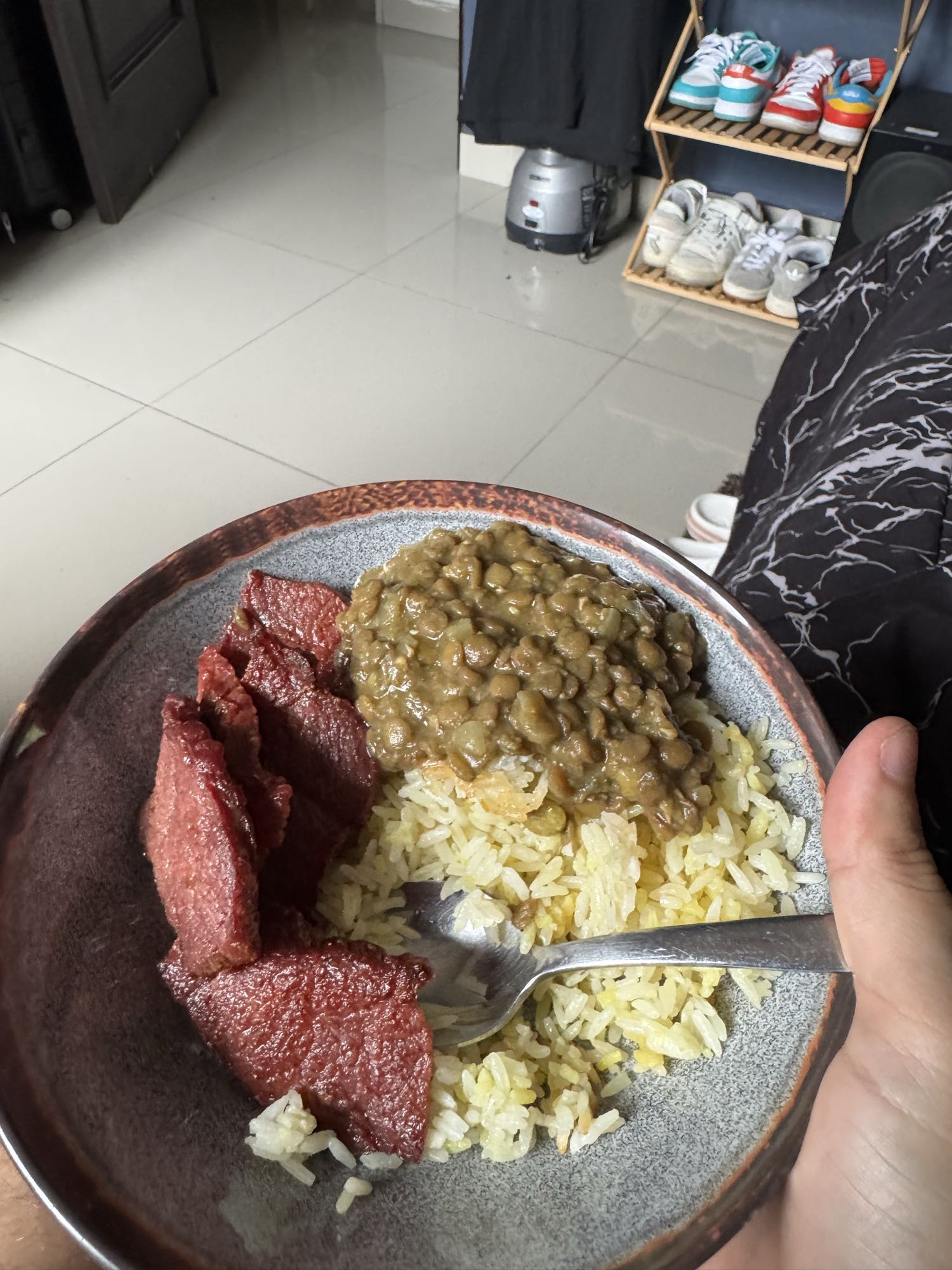 Arroz con lentejas y carne