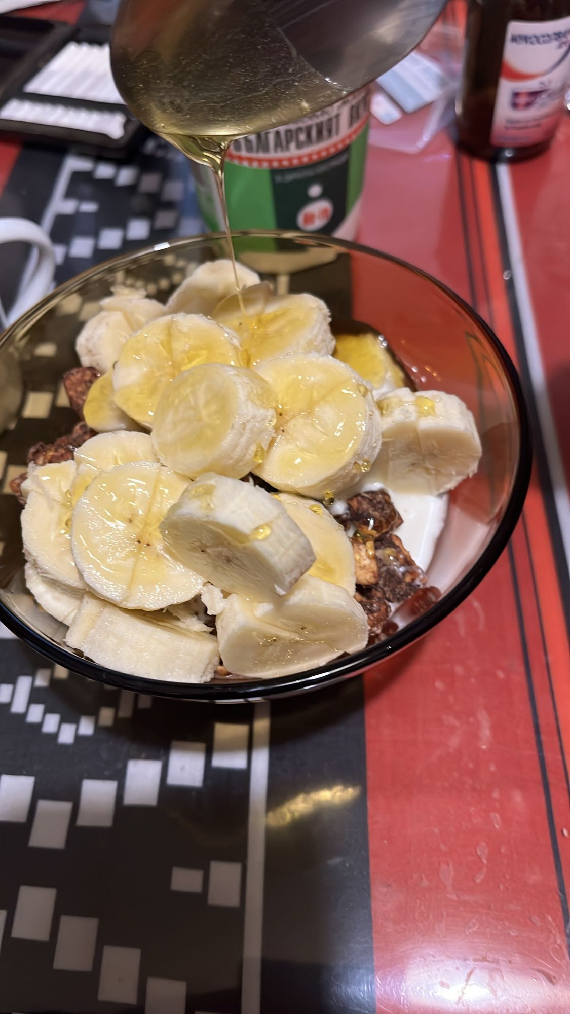 Бананова закуска с мюсли