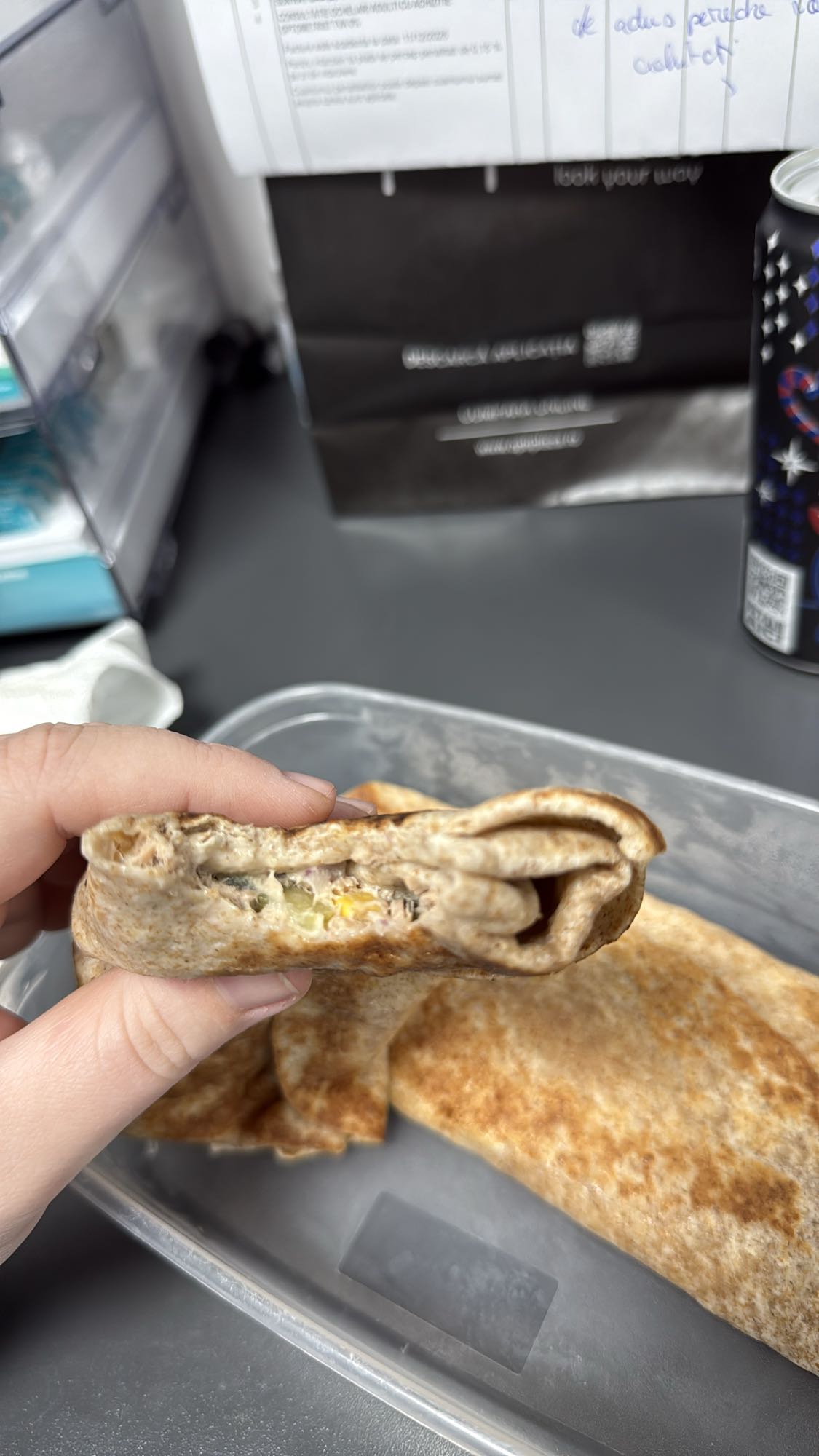 Wrap cu ton și legume