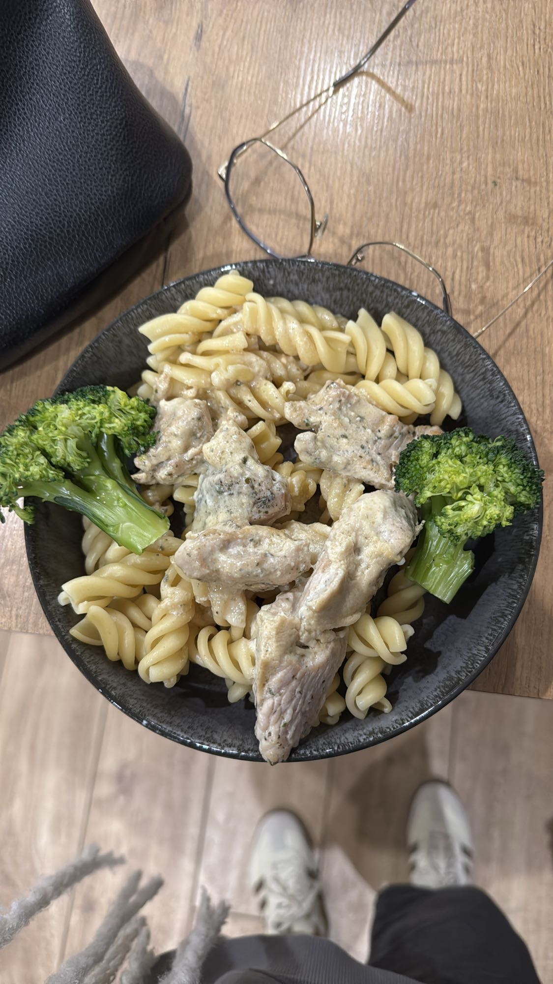 Kremalı Tavuklu Makarna