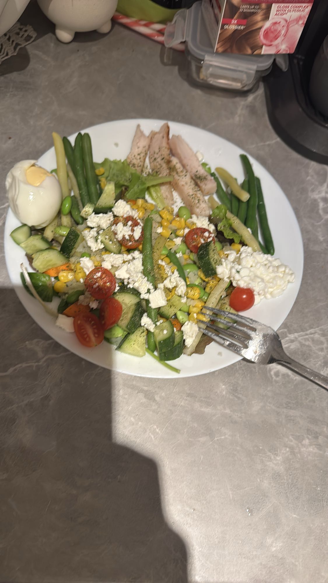 Grönsaks- och kycklingsallad