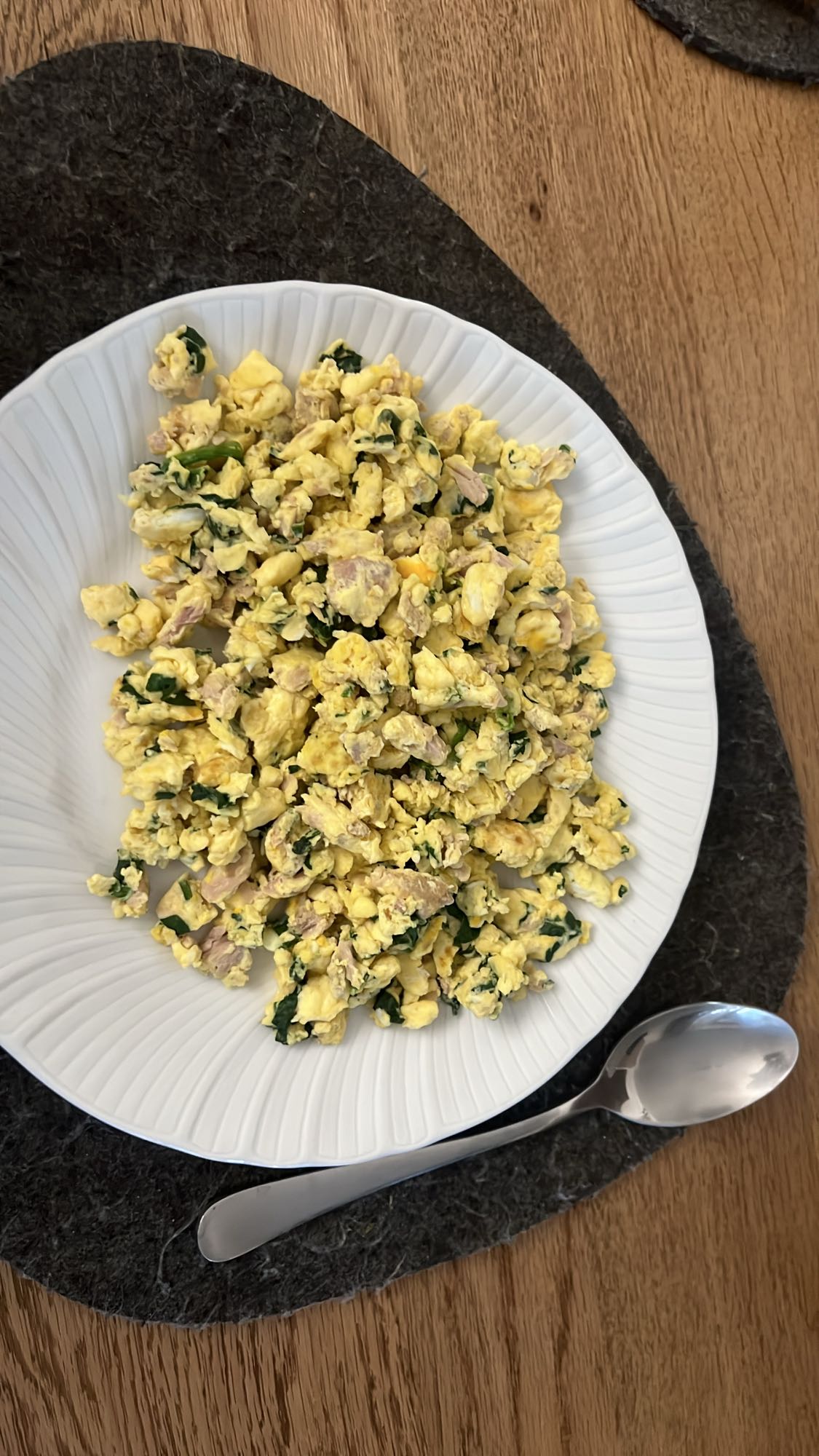 Scrambled Eggs with Tuna