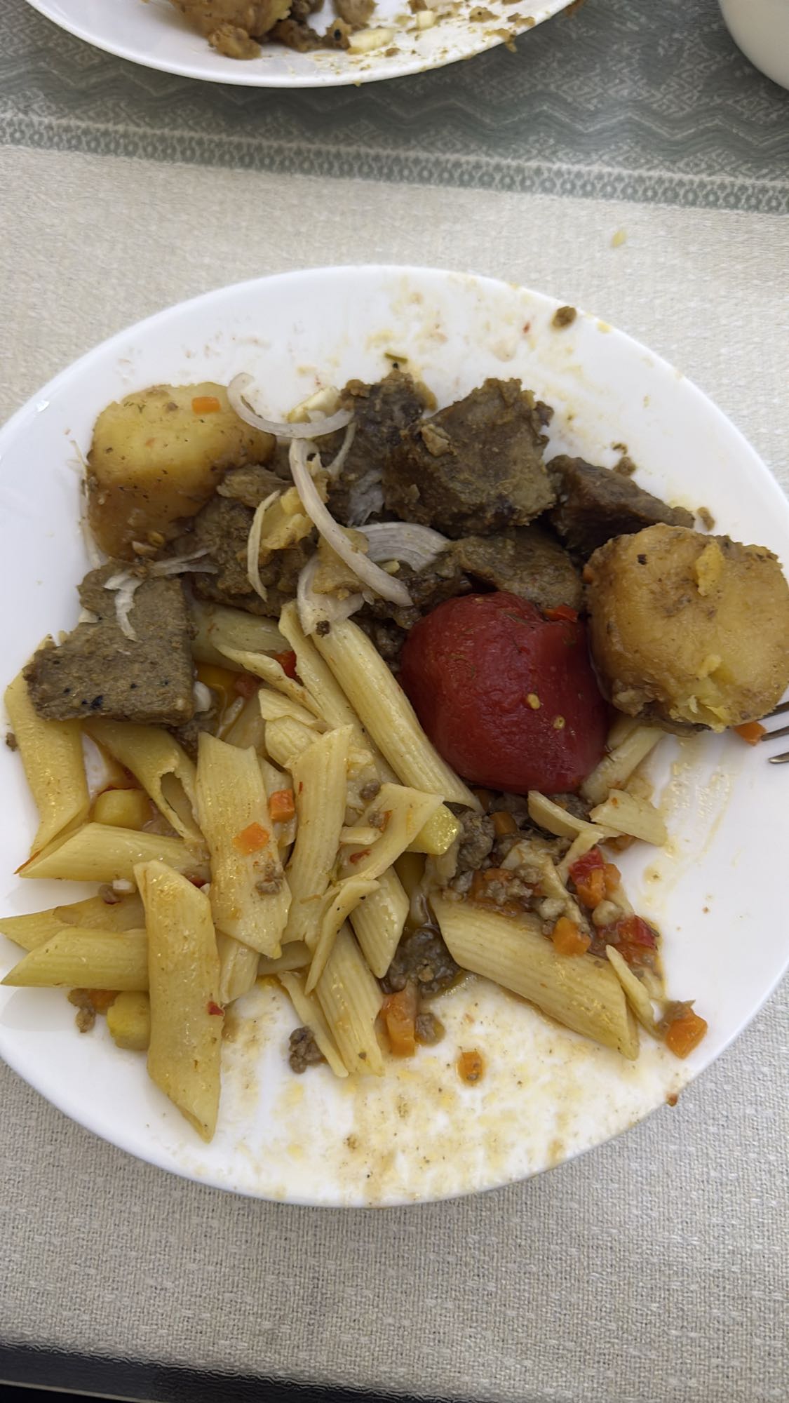 макароны с мясом и овощами