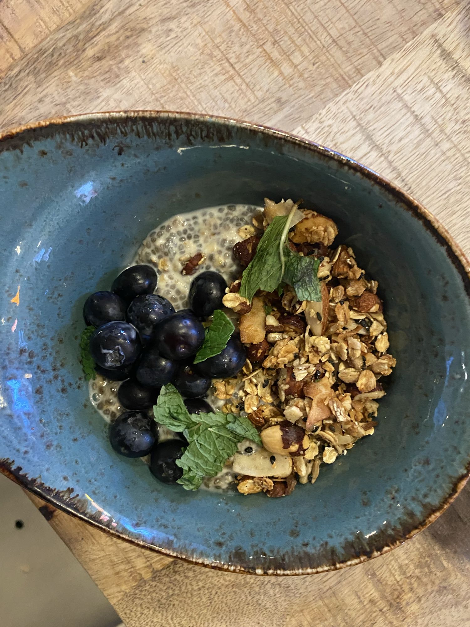 Chia Pudding med Granola