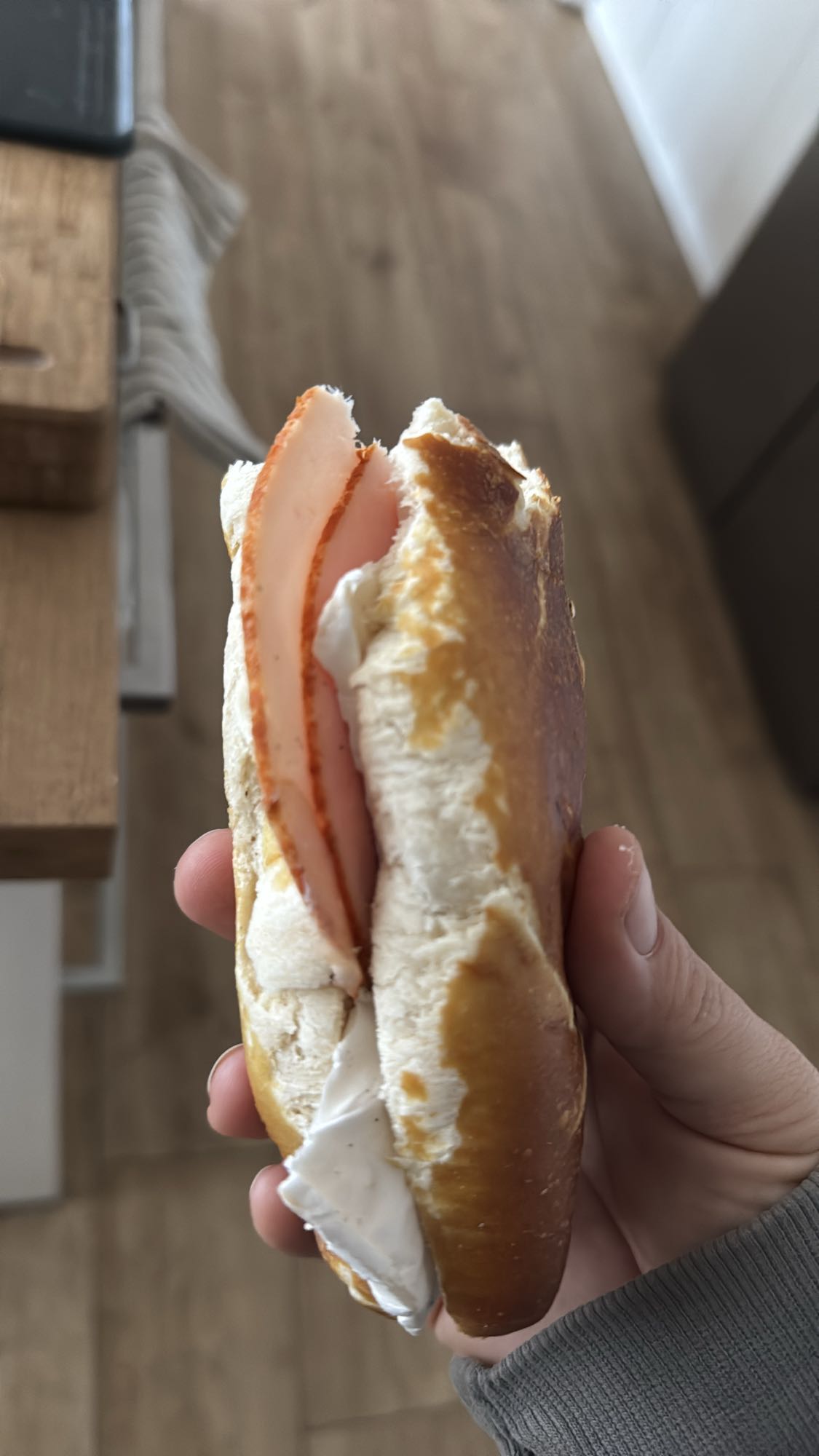 Laugenbrötchen Sandwich