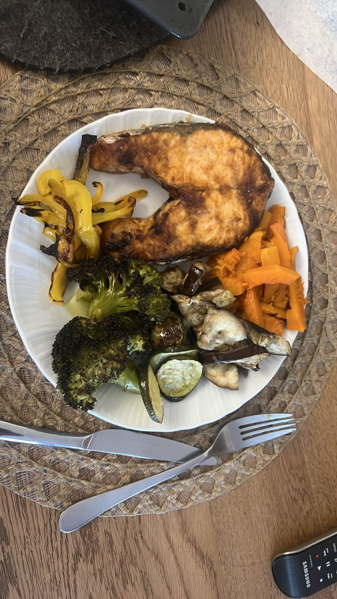 Somon ve Izgara Sebzeler