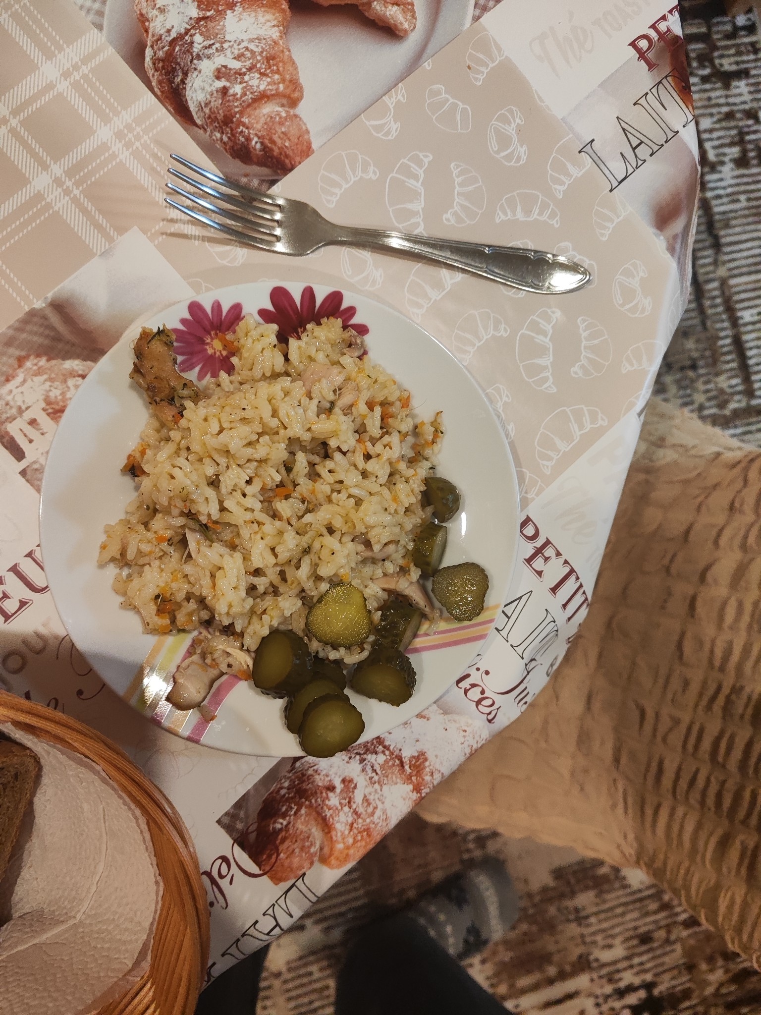 Rice with chicken & pickles