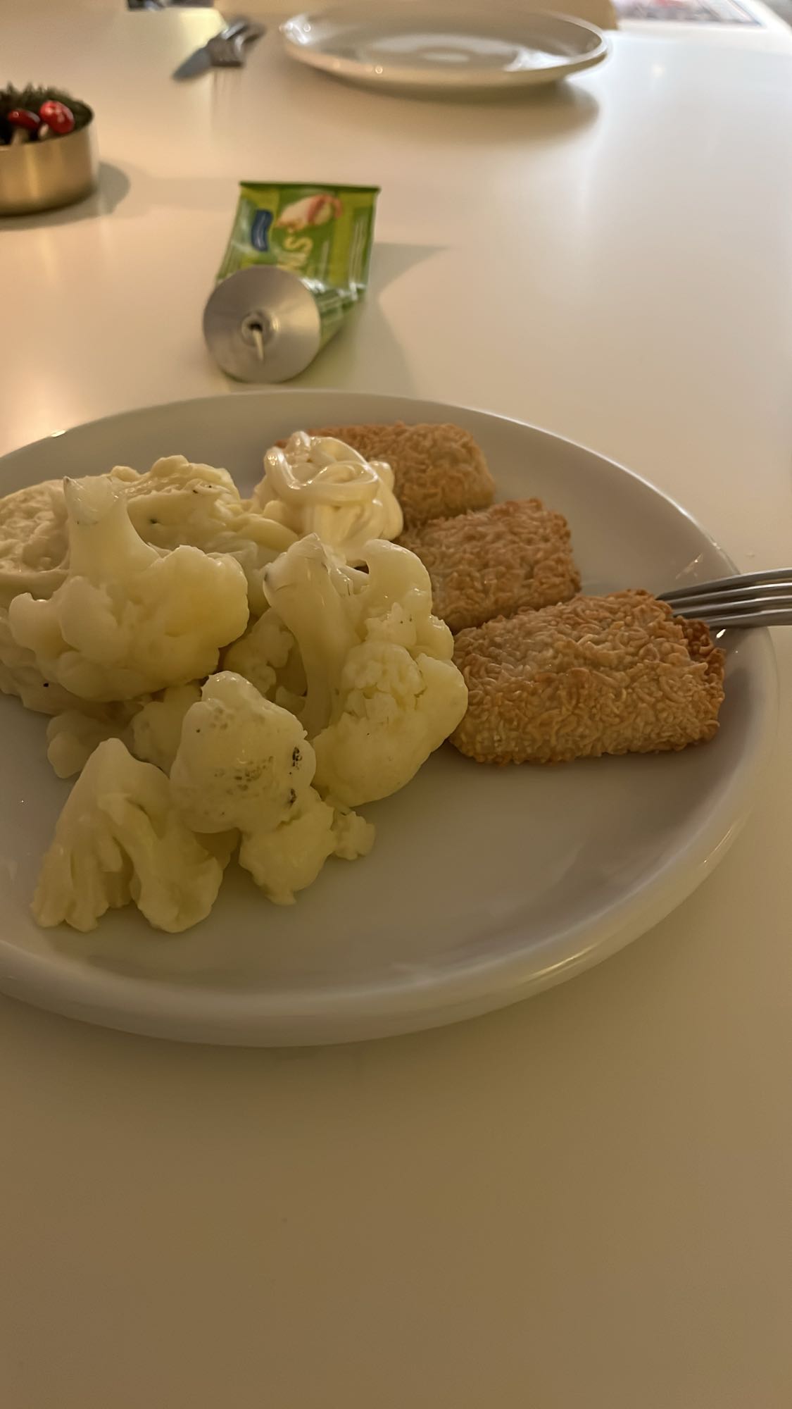 Blomkål med panerad fisk