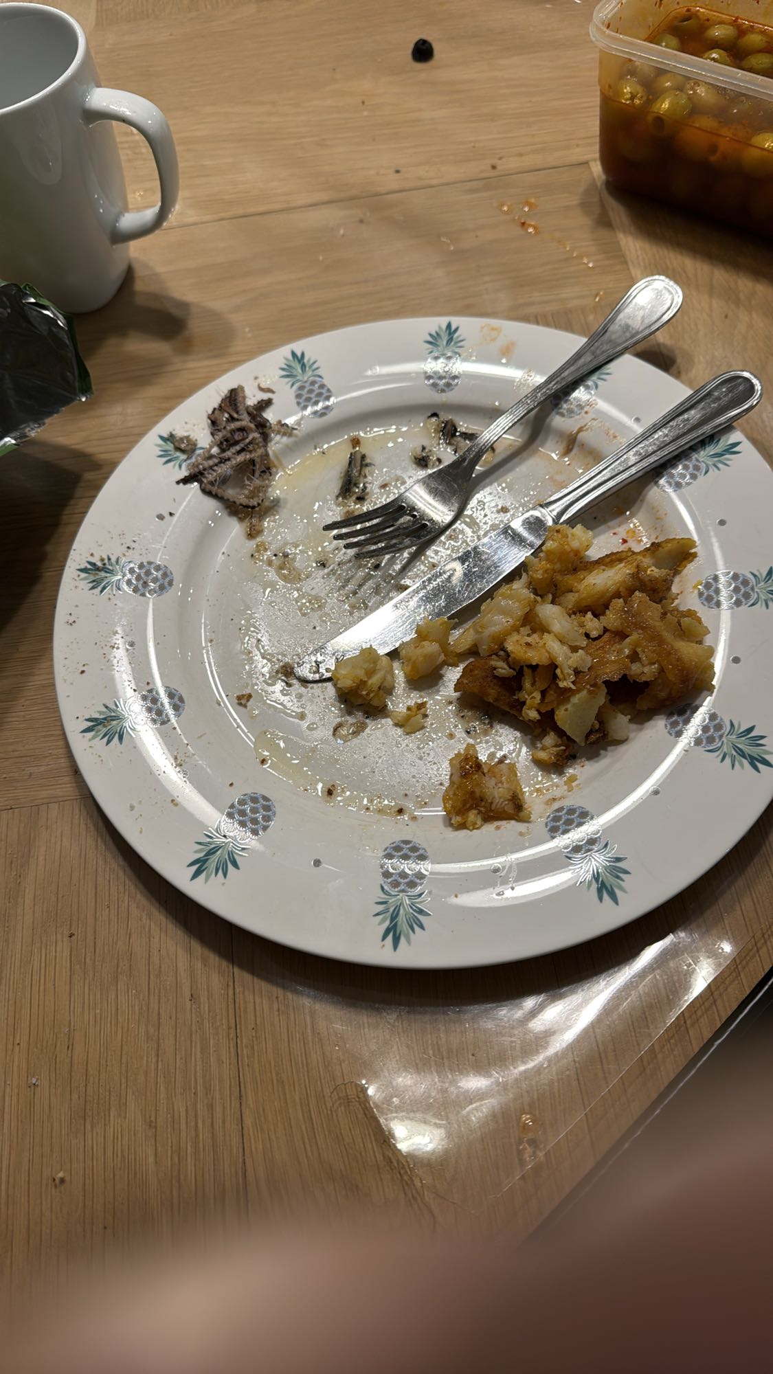 Fried fish with olives