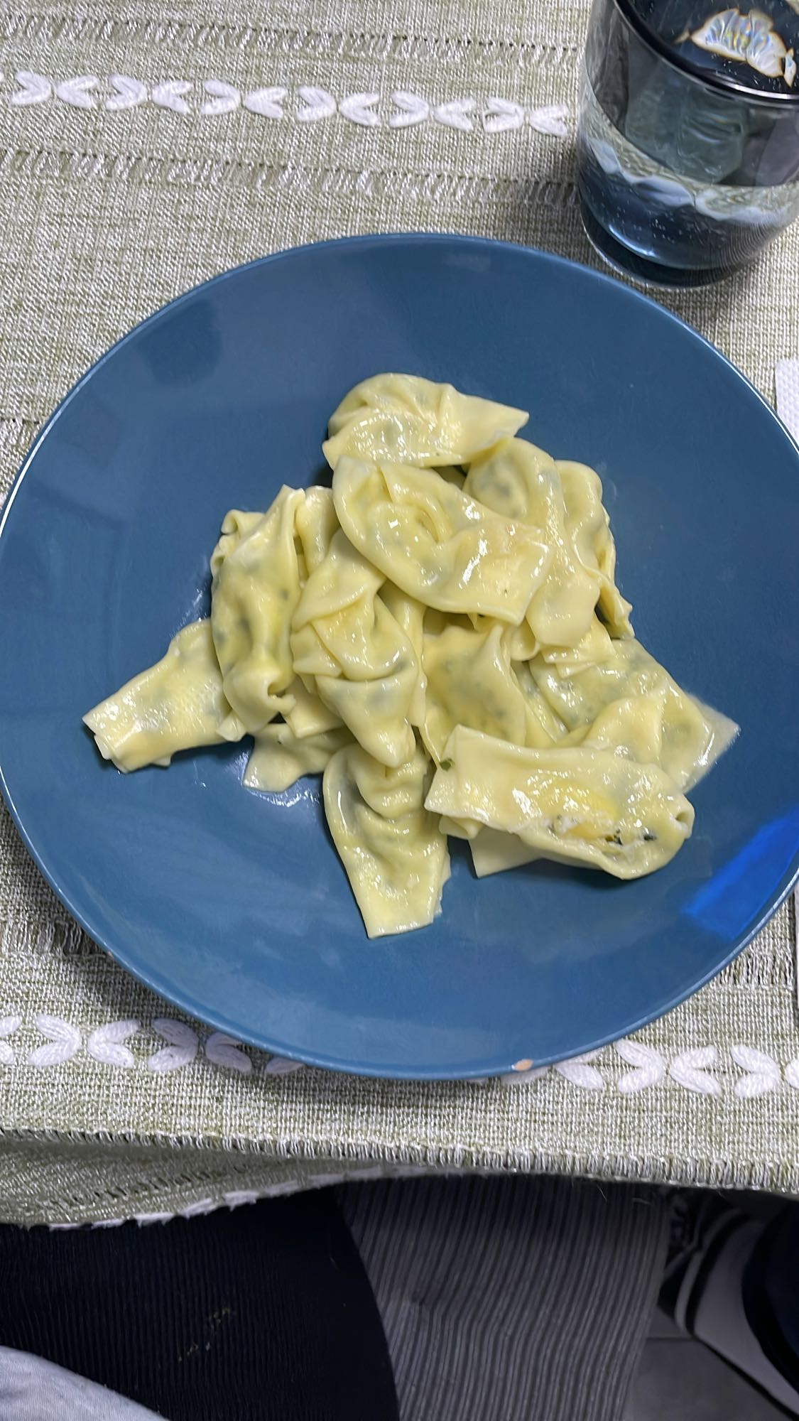 Tortellini con mantequilla